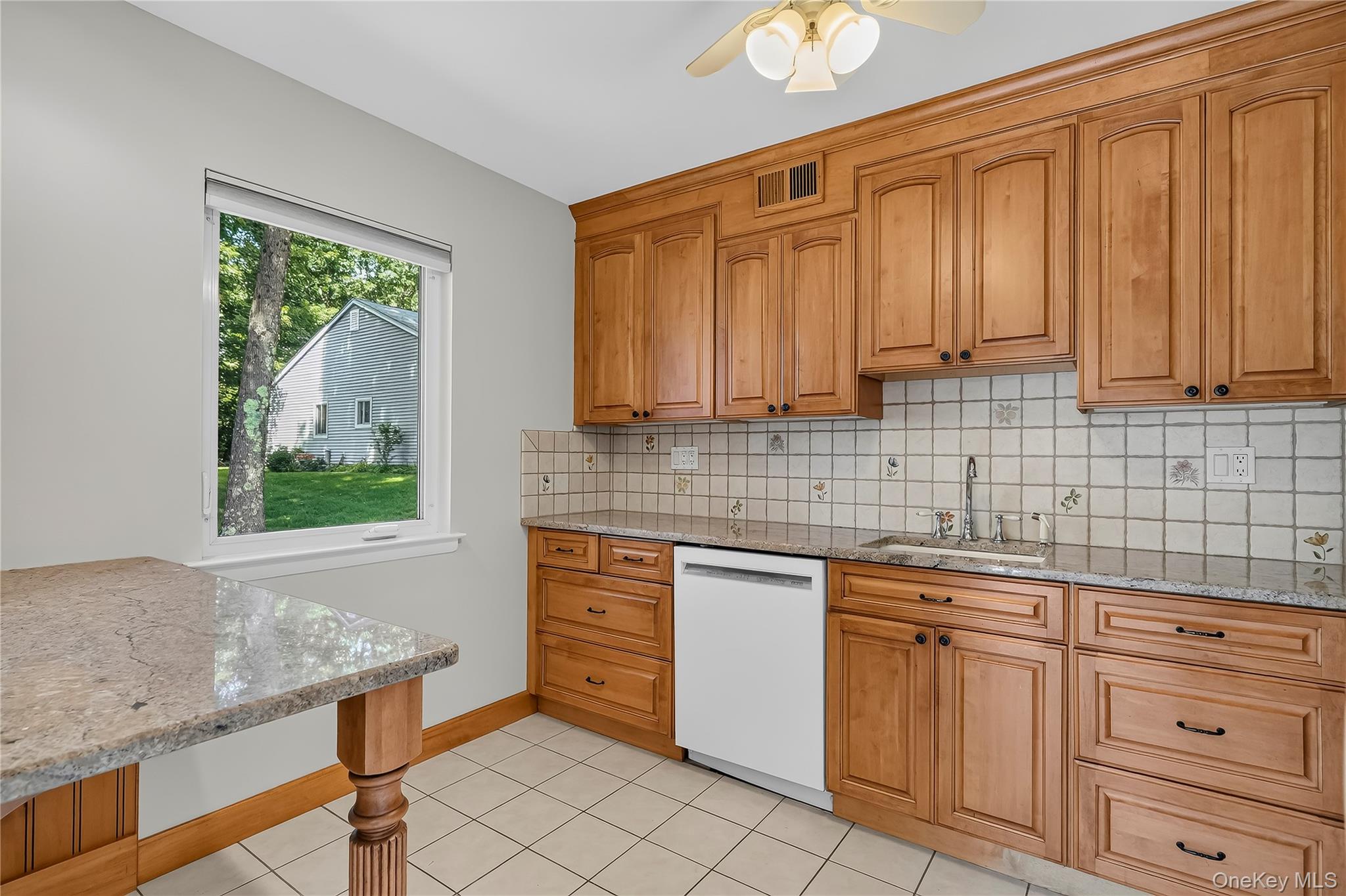 Photo 11 of this property