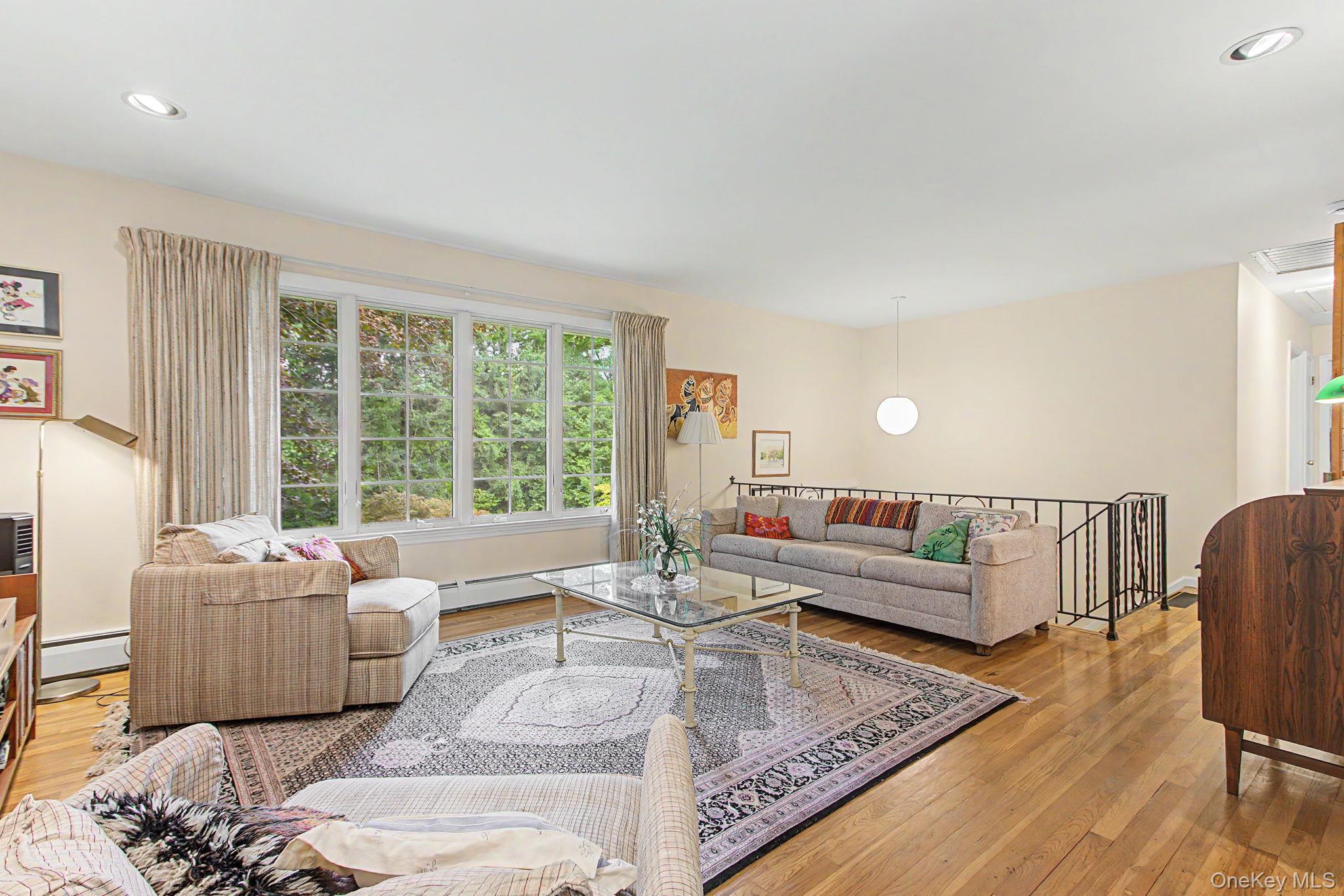 Photo 4 of this property