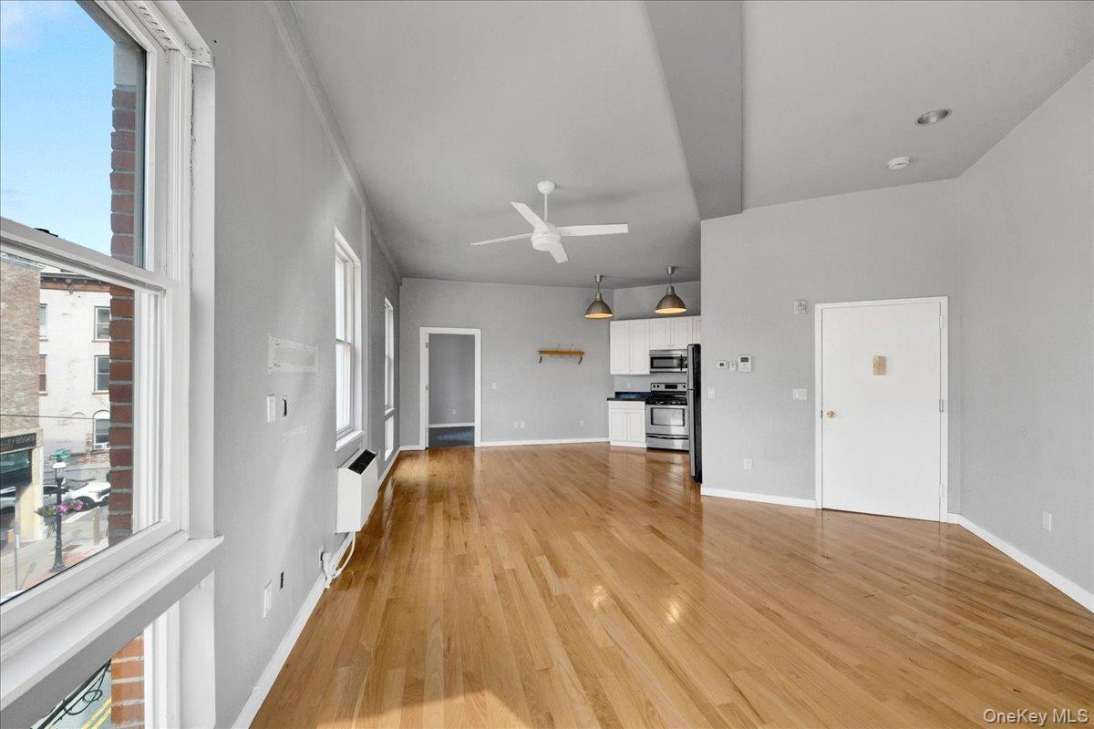 Photo 3 of this property