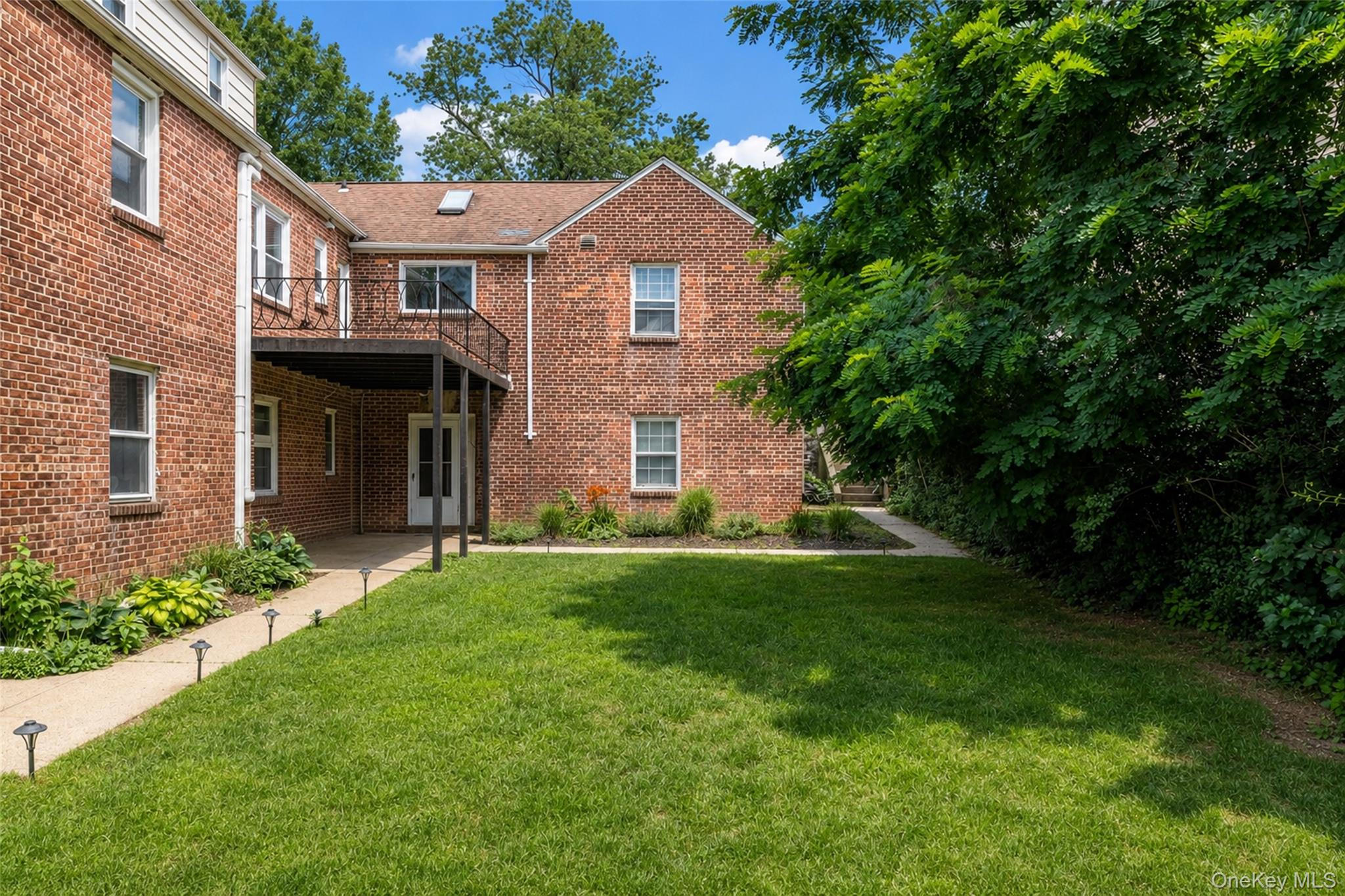 Photo 32 of this property