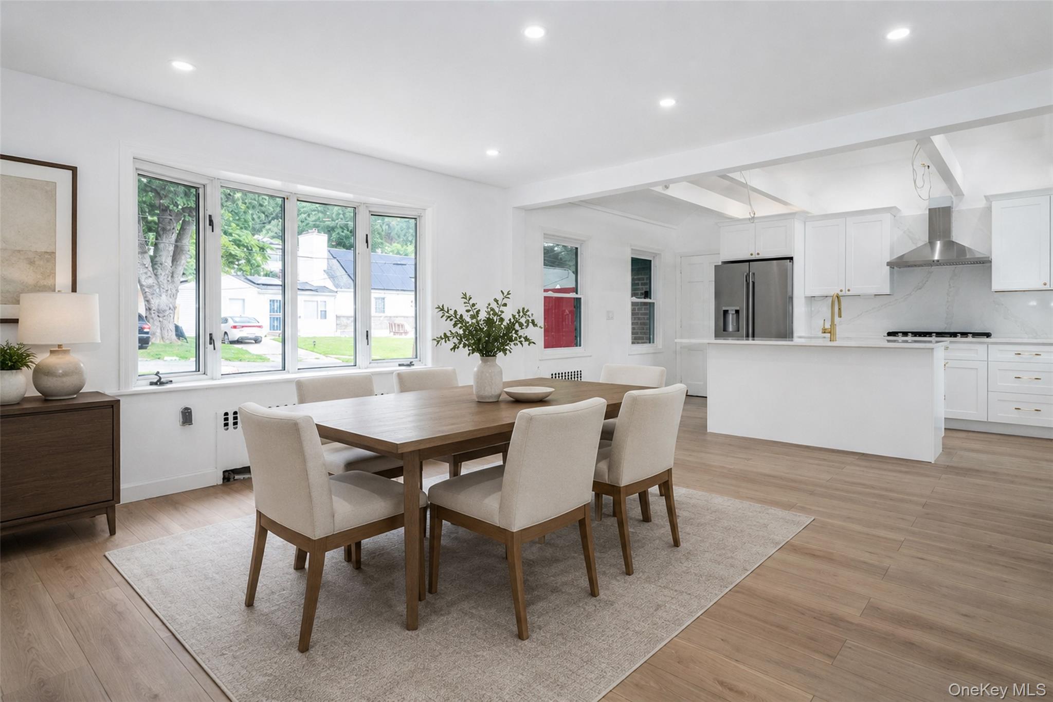 Photo 3 of this property