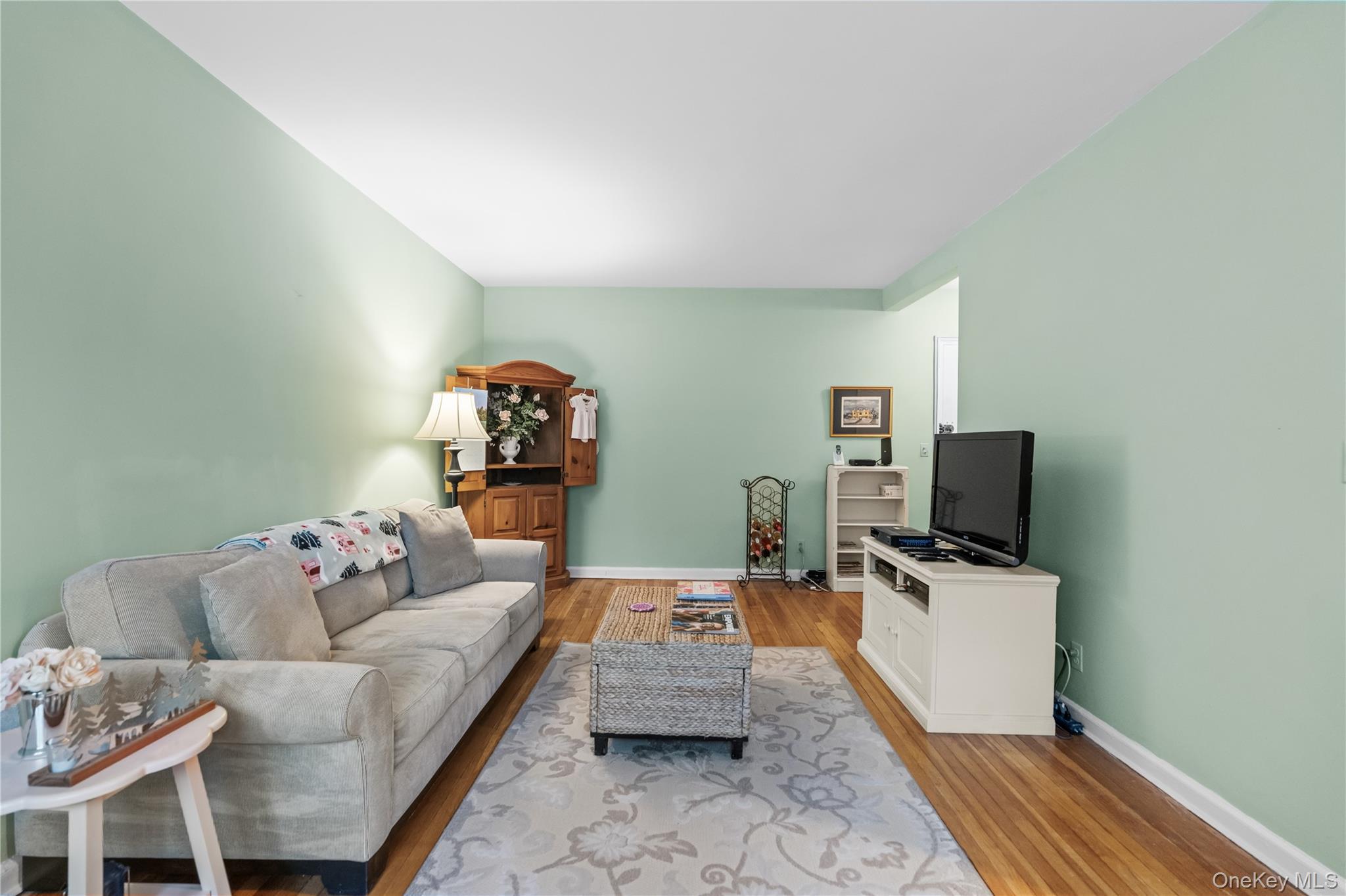 Photo 4 of this property