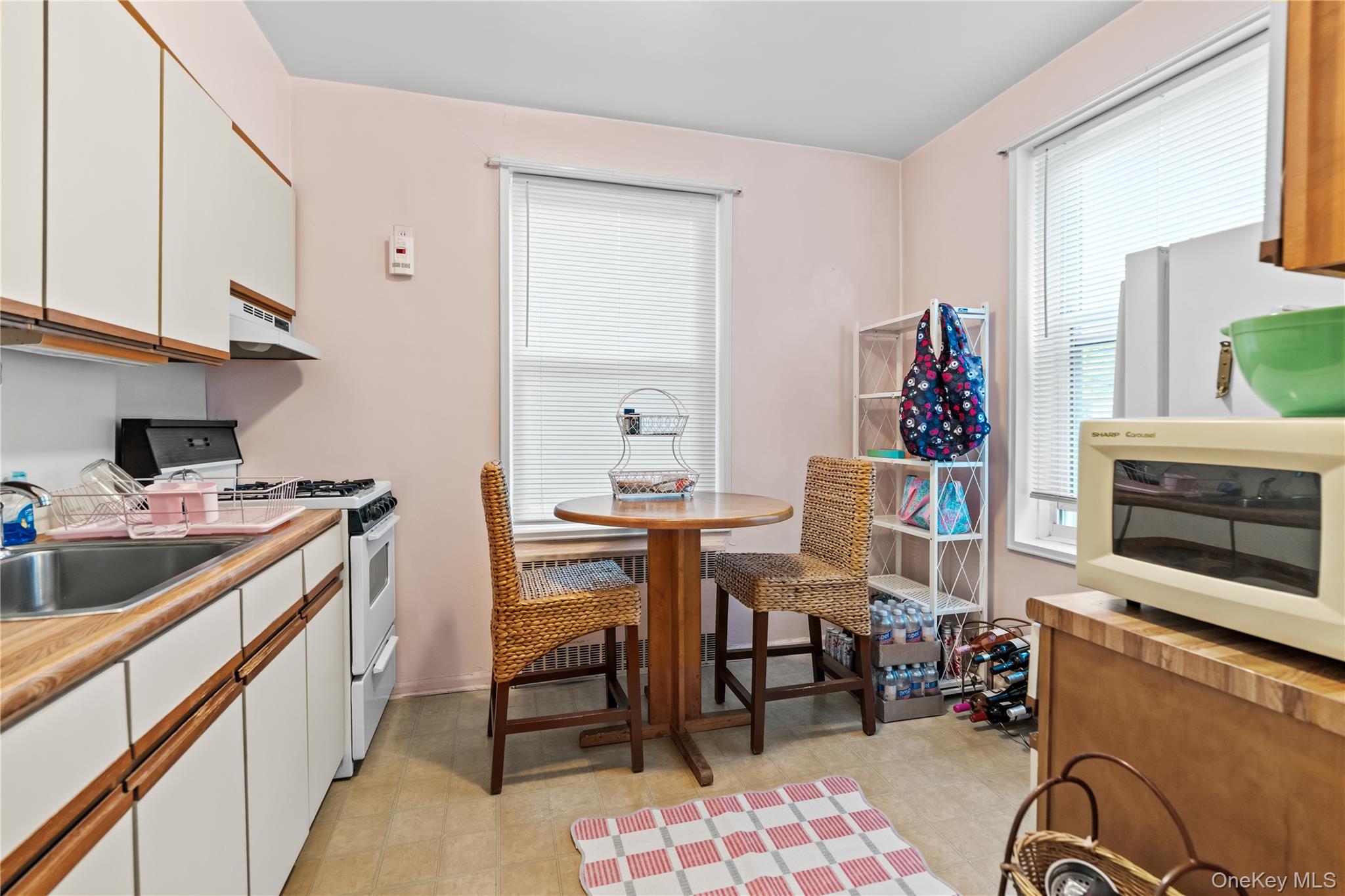 Photo 7 of this property