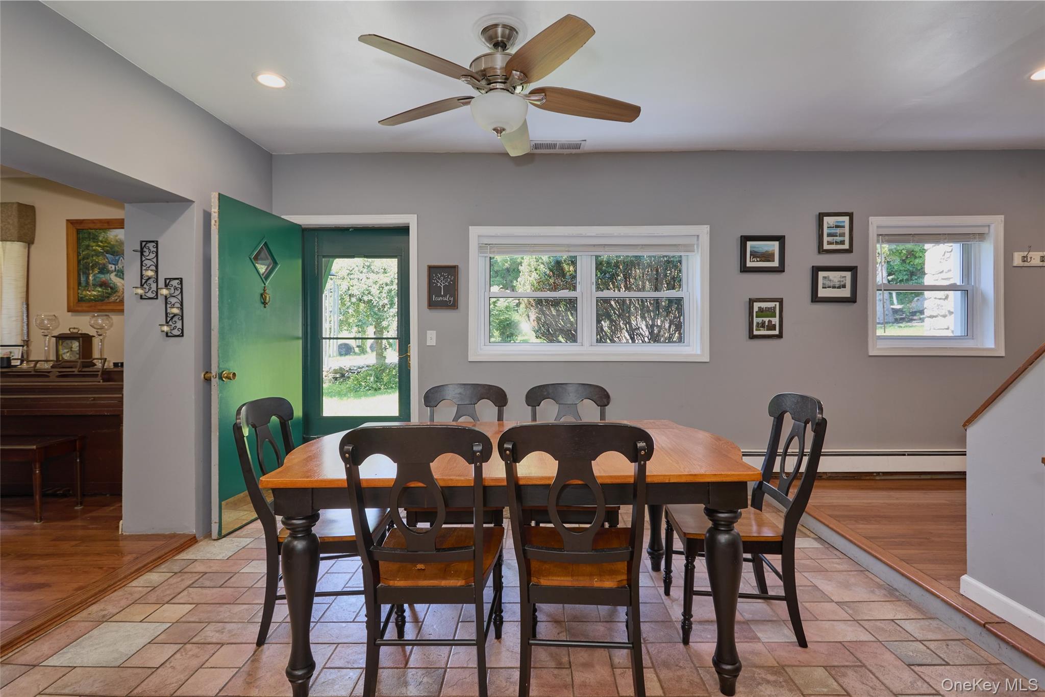 Photo 4 of this property