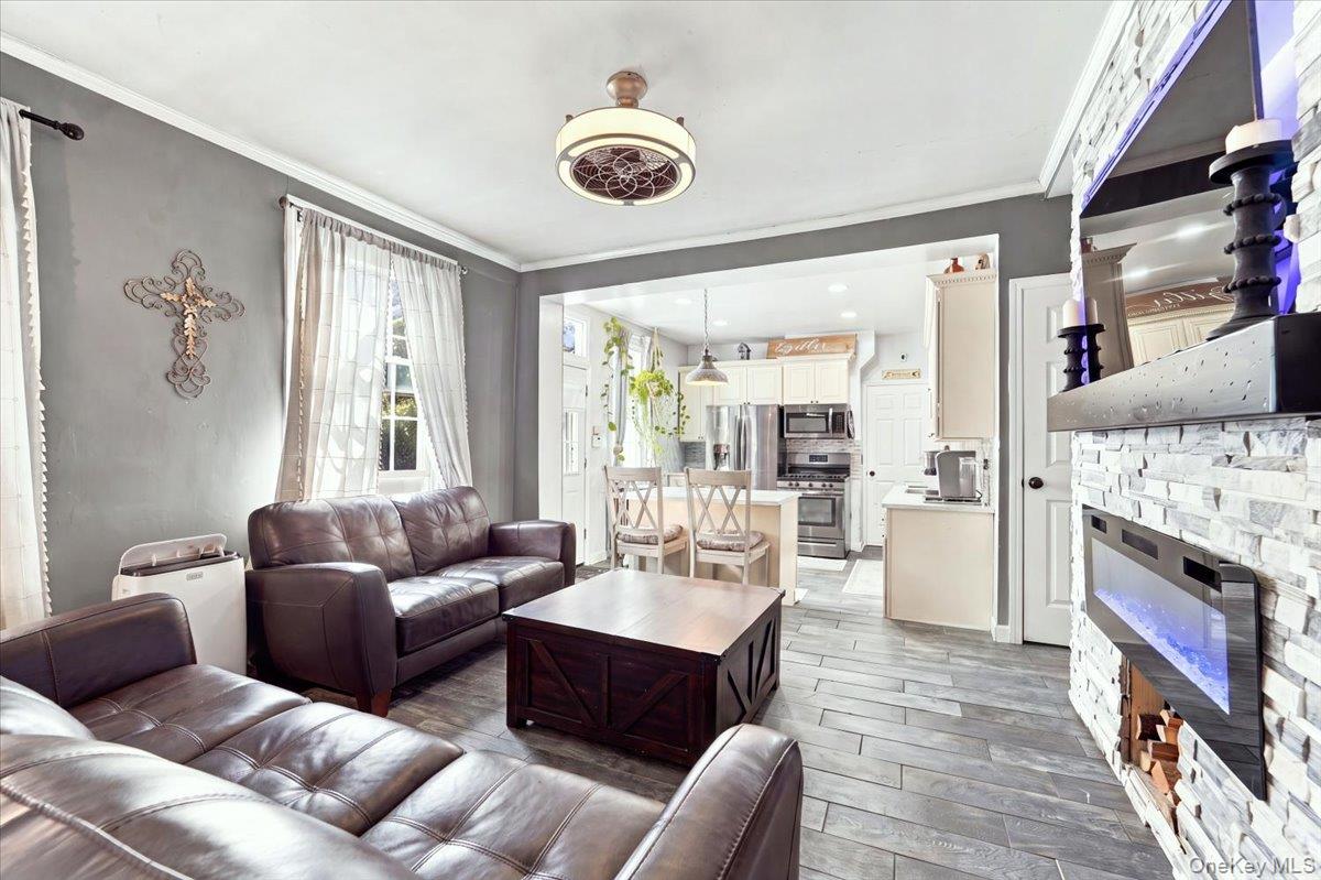 Photo 7 of this property