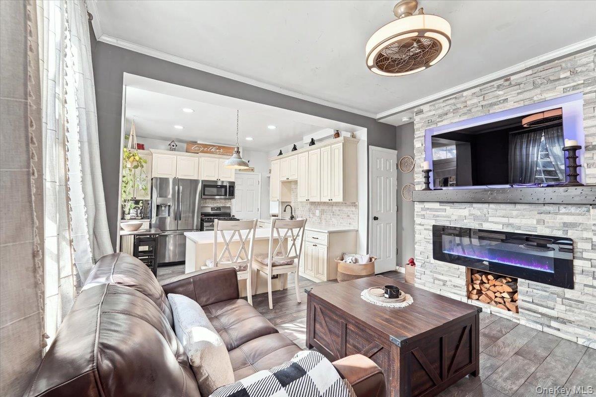 Photo 9 of this property