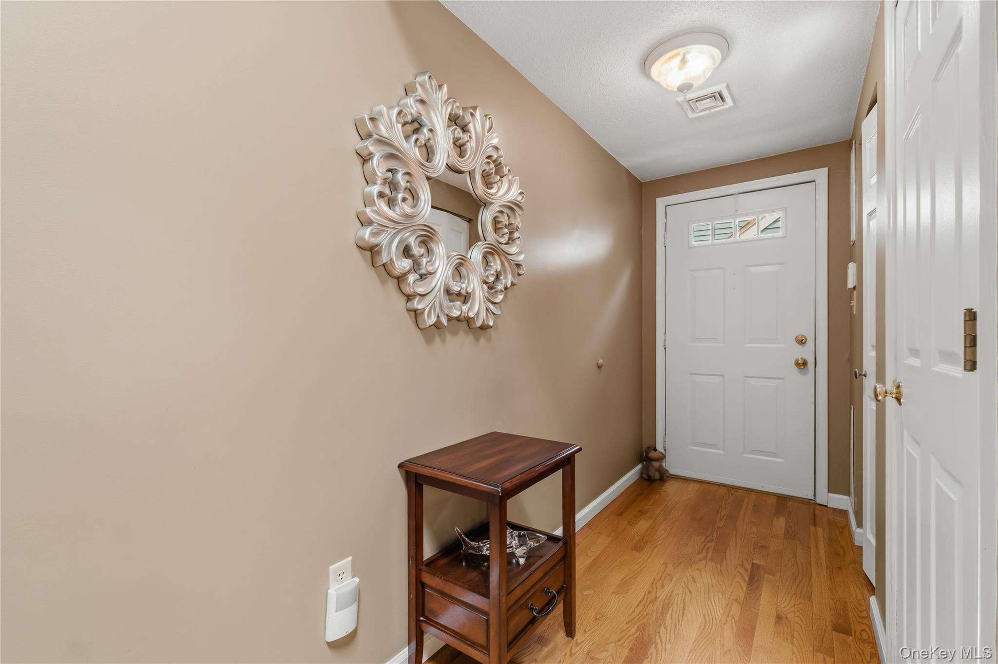 Photo 4 of this property