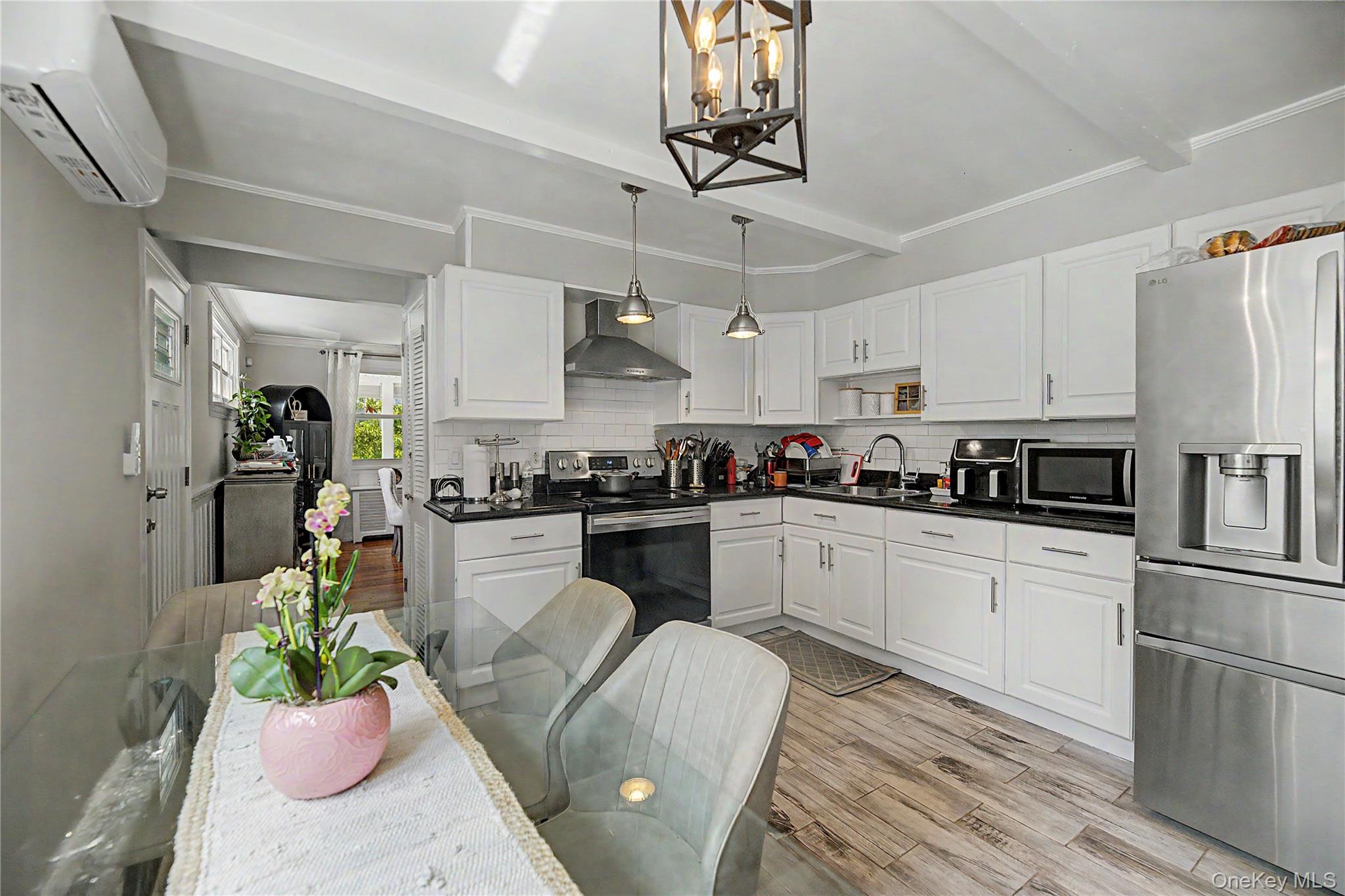 Photo 11 of this property