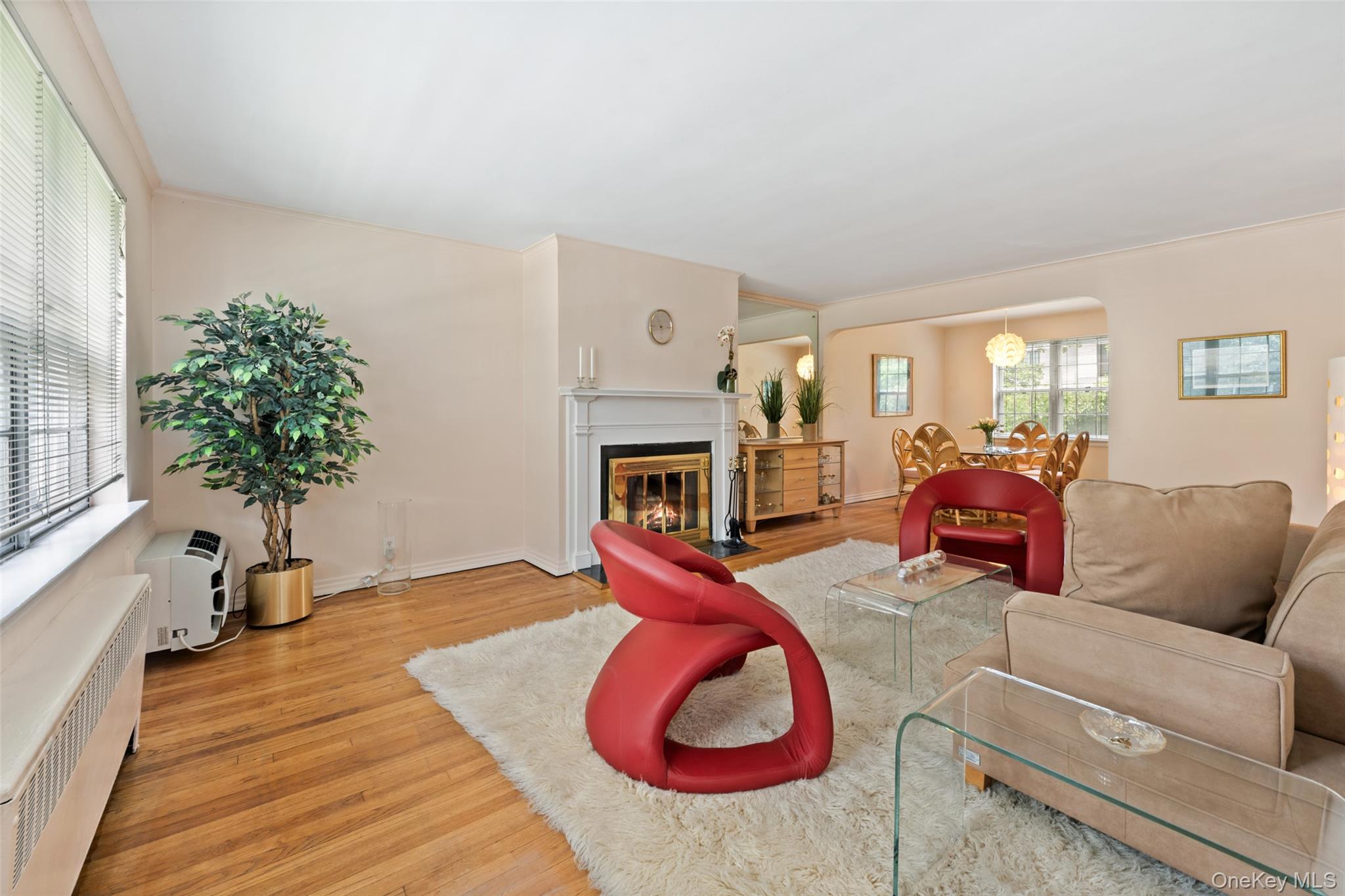 Photo 3 of this property