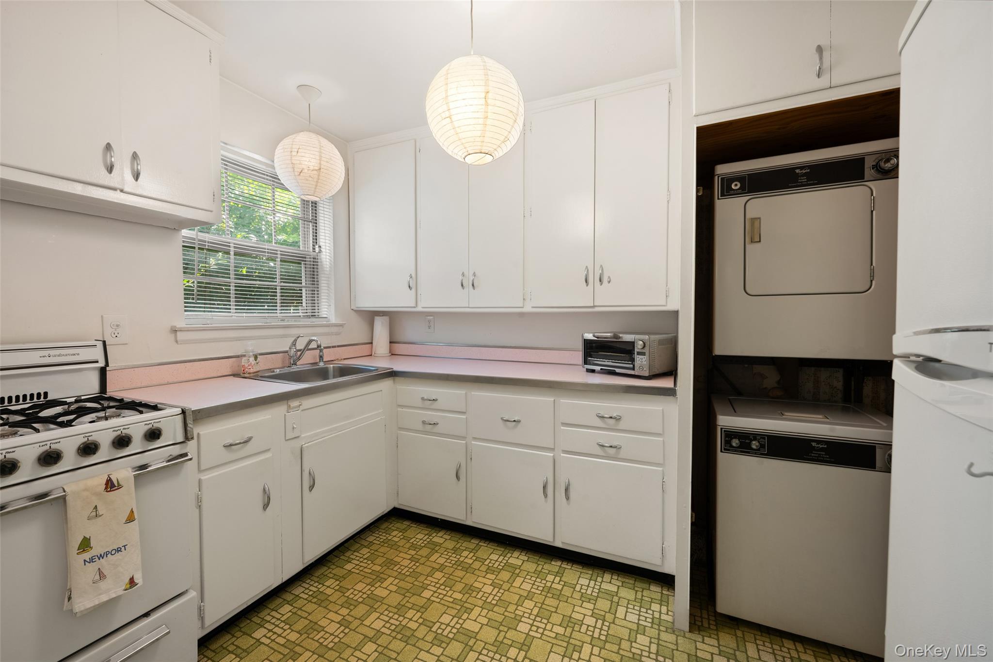 Photo 9 of this property