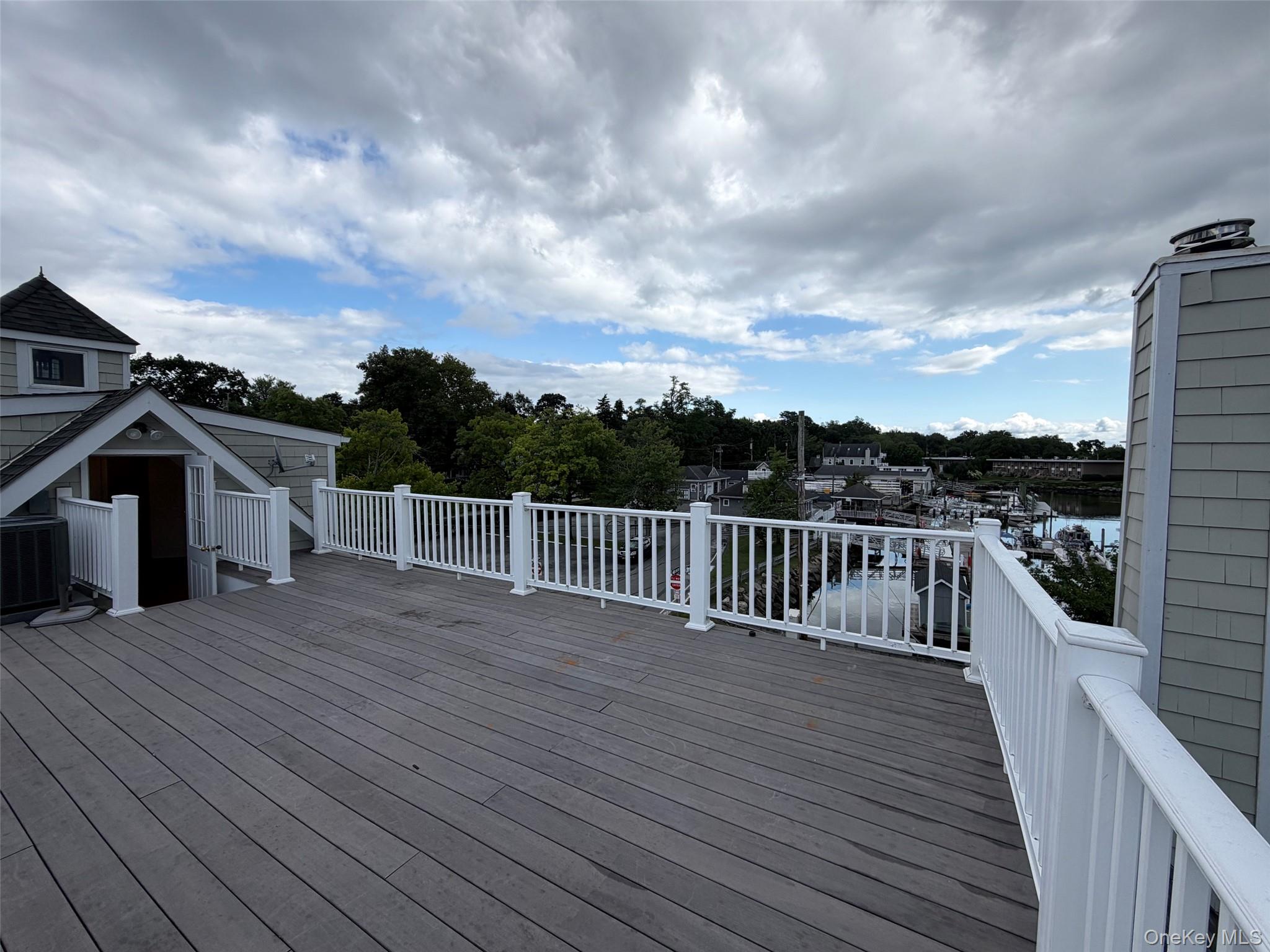 Photo 4 of this property