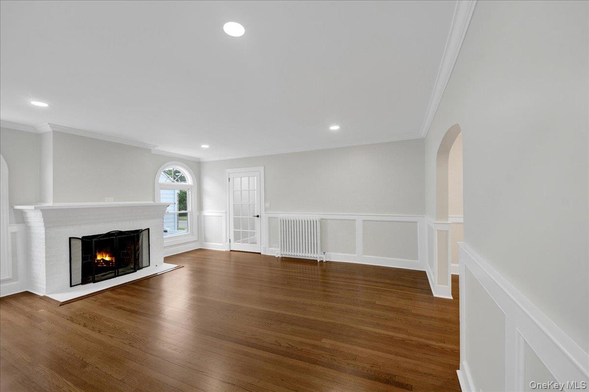 Photo 3 of this property