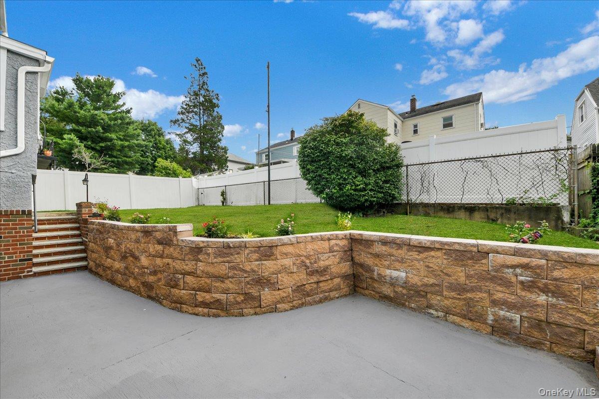 Photo 32 of this property