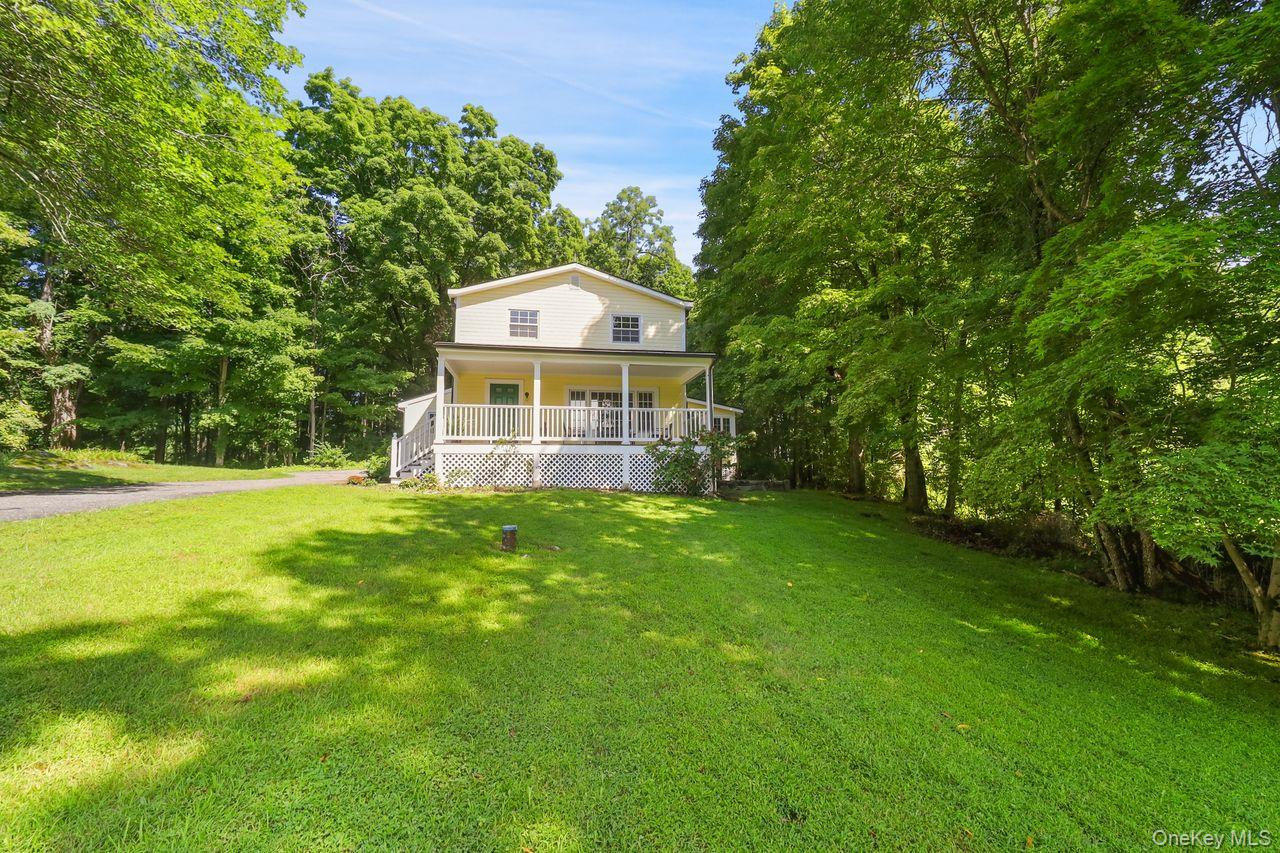 Nestled in one of Southern Yorktown desirable residential setting, thi...