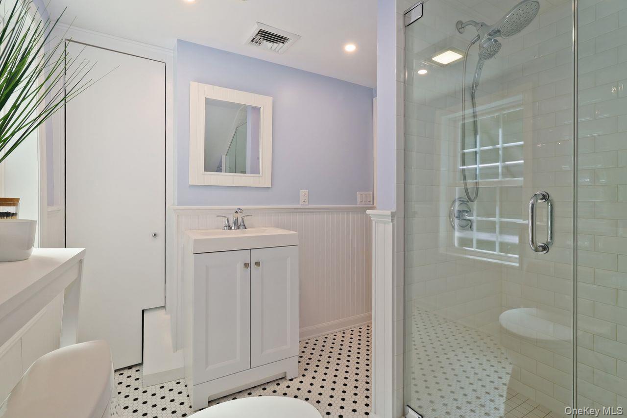 Photo 32 of this property