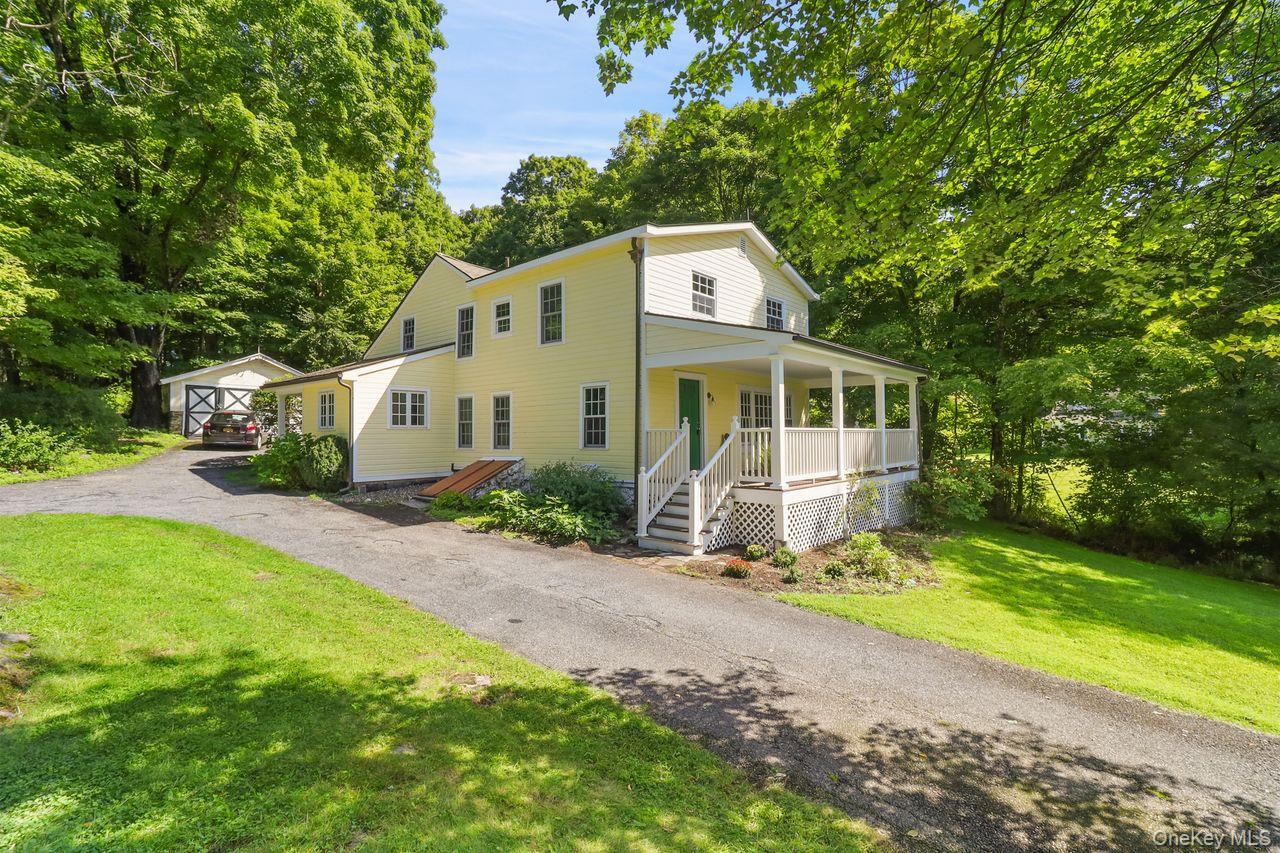 Photo 3 of this property