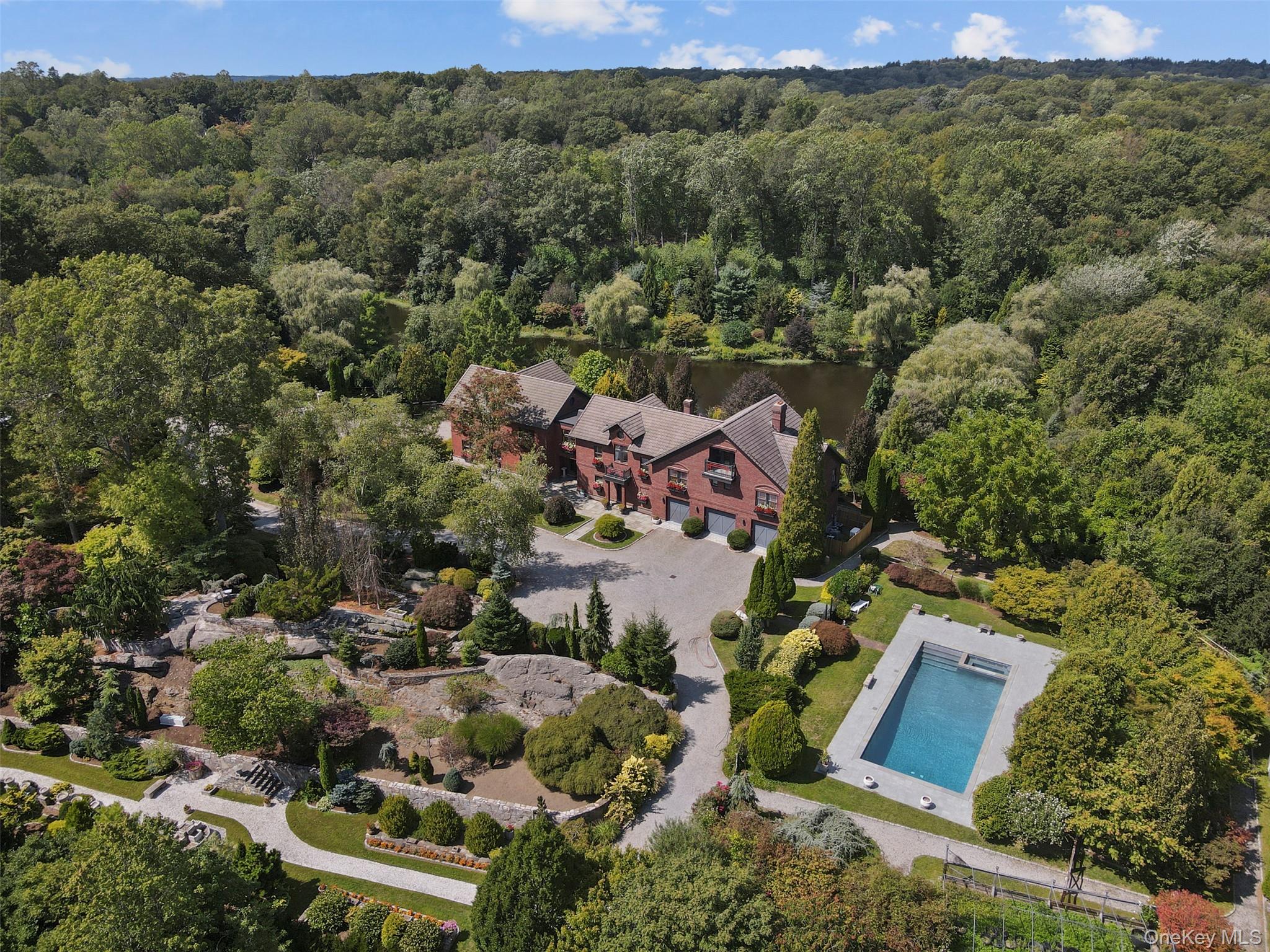 Photo 4 of this property
