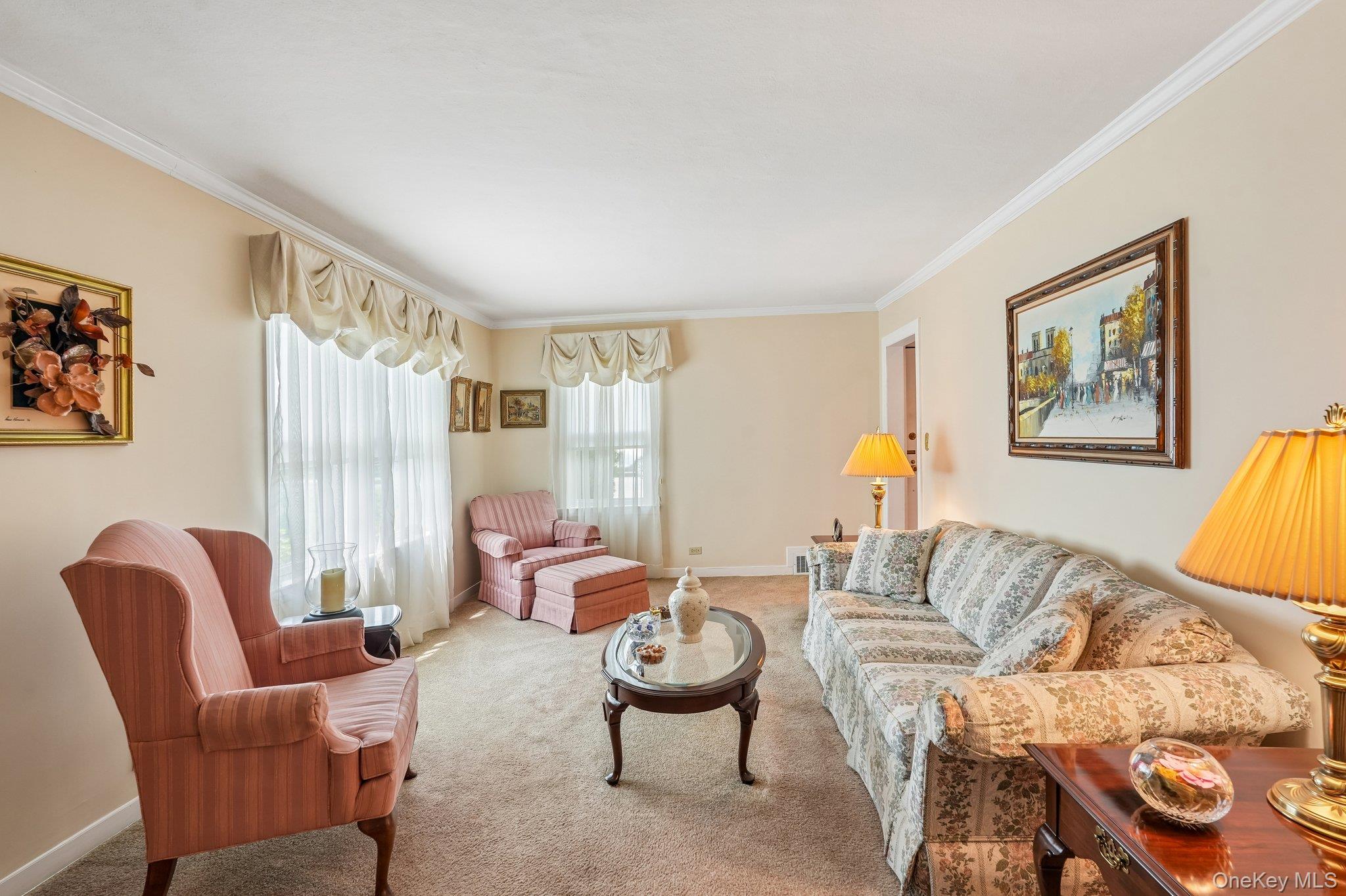 Photo 4 of this property
