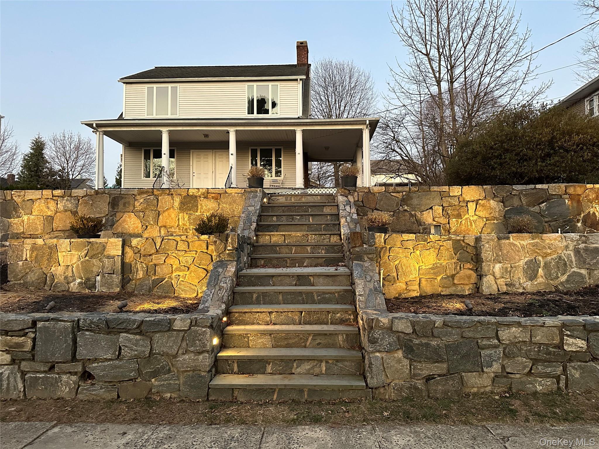 Photo 3 of this property