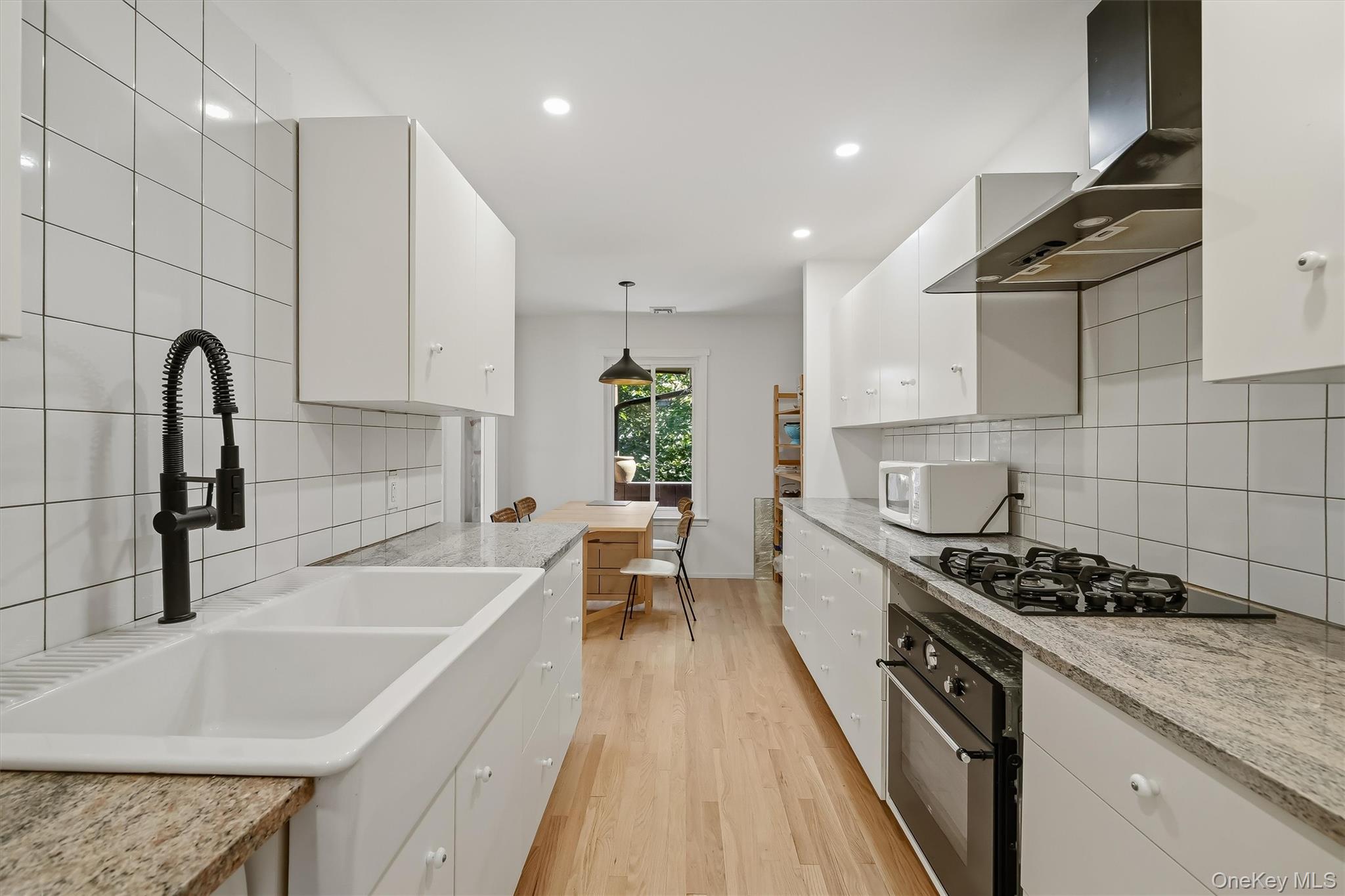 Photo 11 of this property