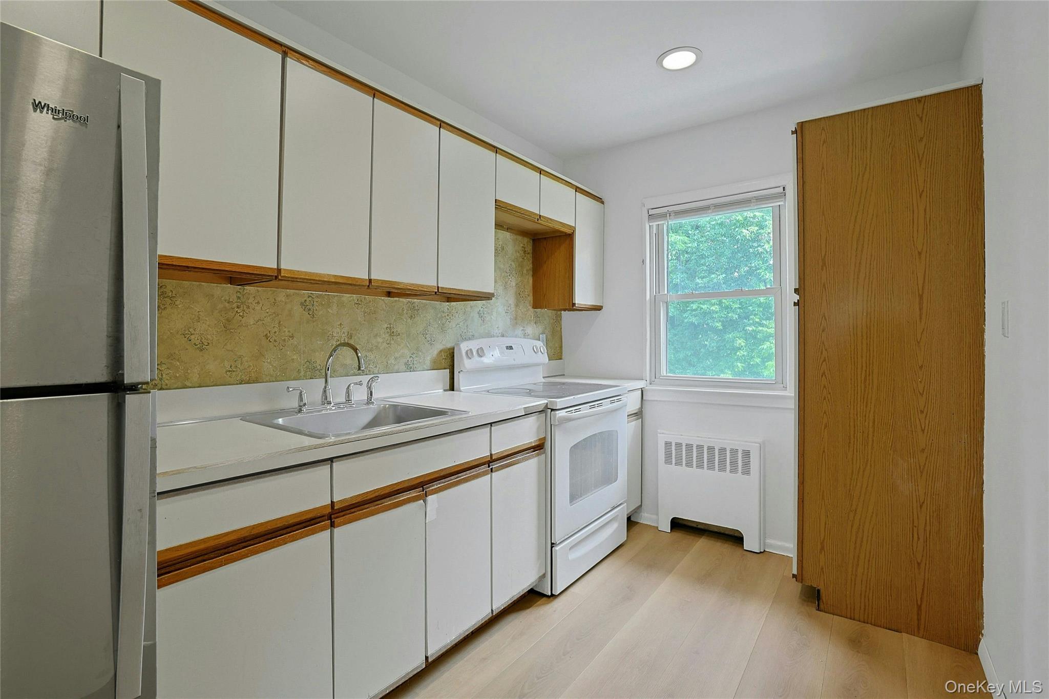 Photo 7 of this property