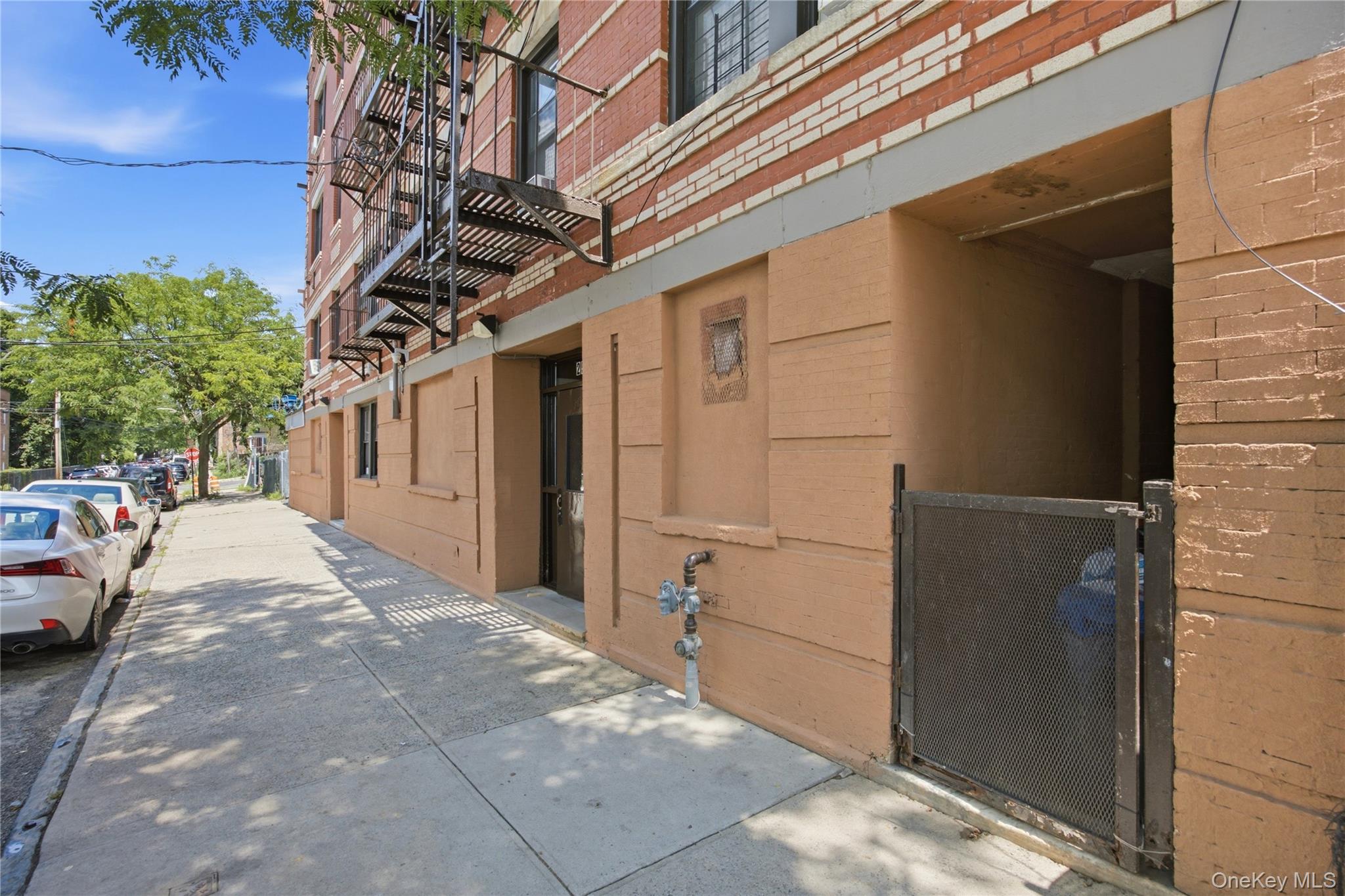 Photo 4 of this property