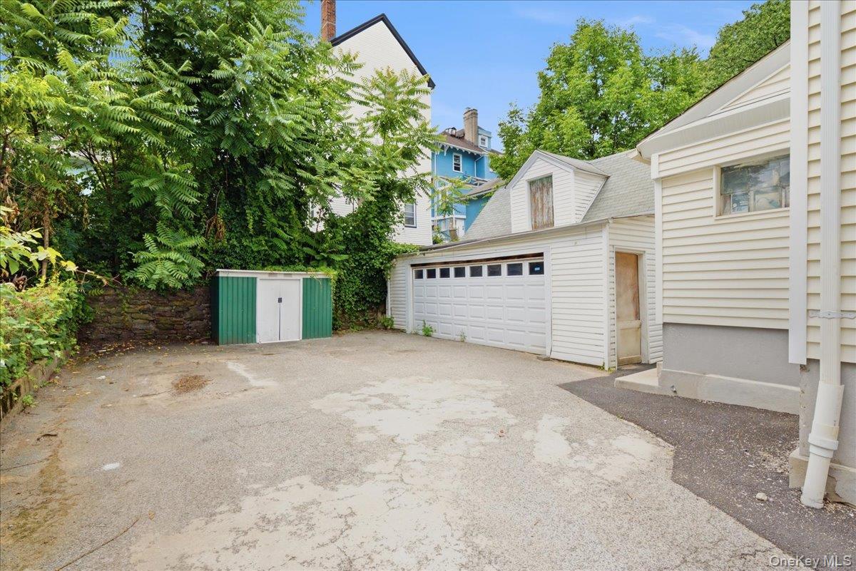 Photo 3 of this property