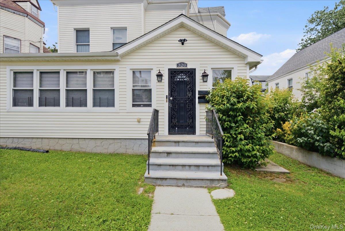 Photo 5 of this property