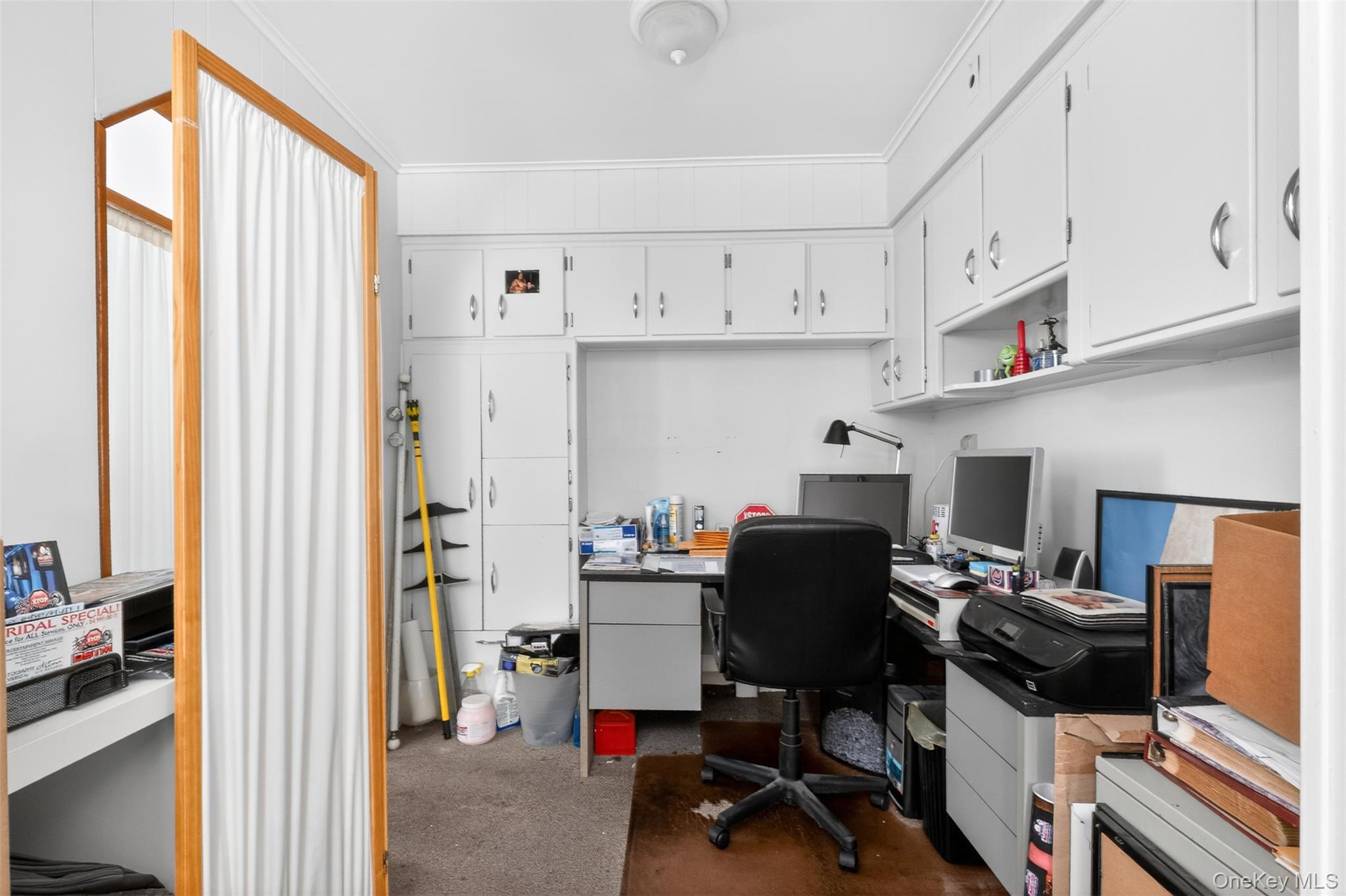 Photo 4 of this property