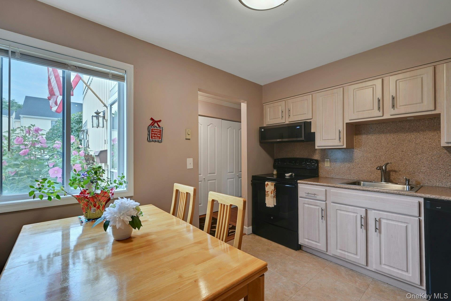 Photo 3 of this property