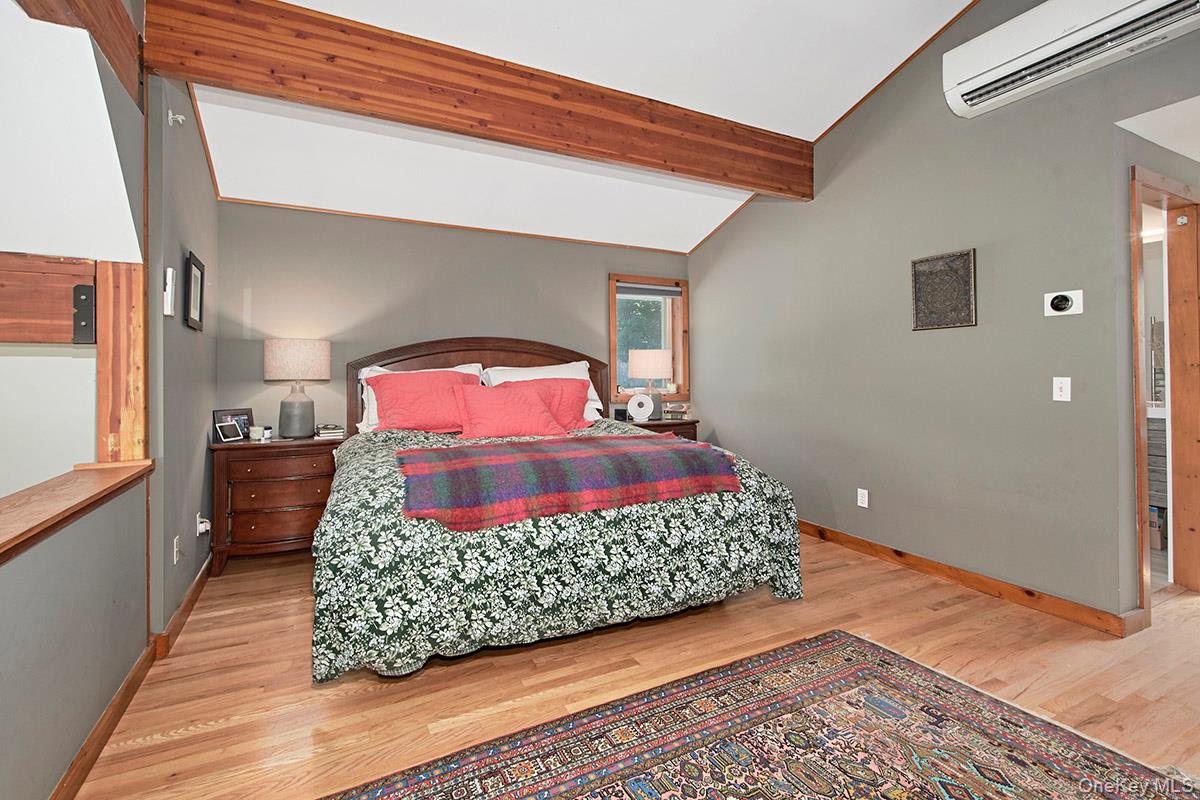 Photo 19 of this property