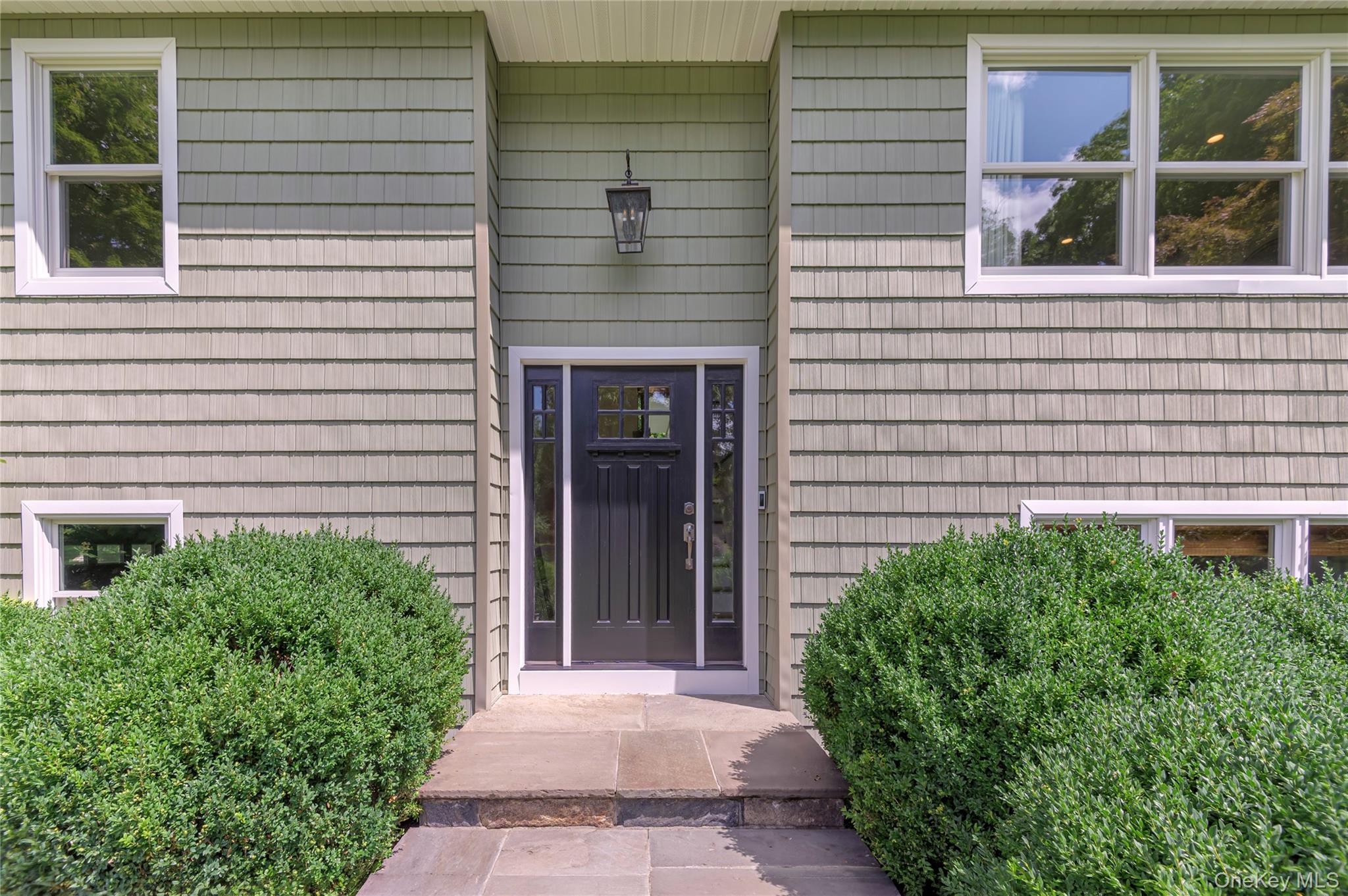 Photo 4 of this property