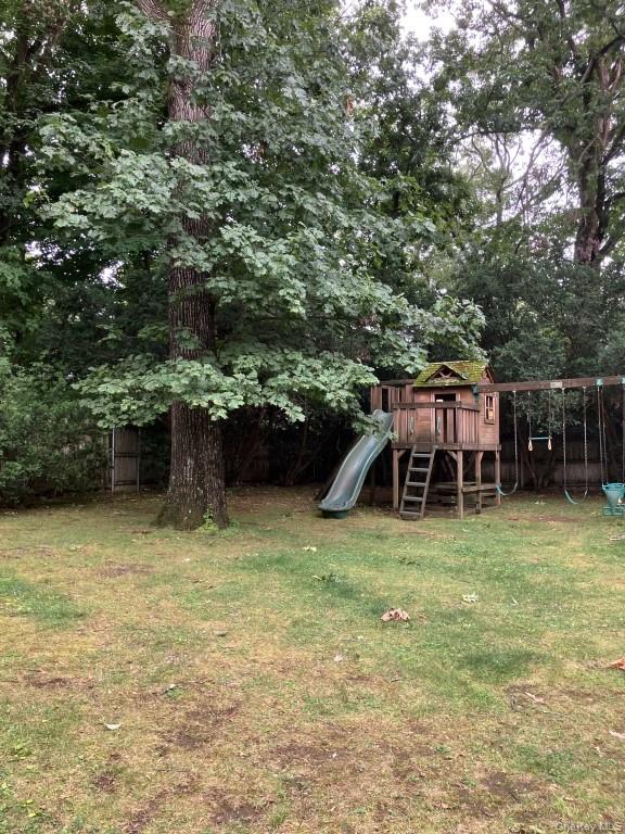 Photo 10 of this property