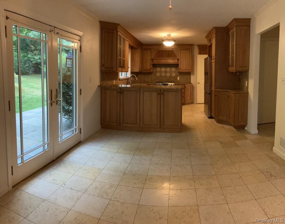 Photo 6 of this property