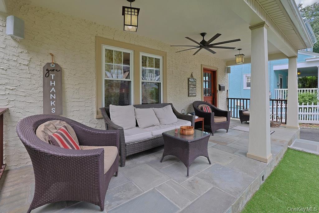 Photo 3 of this property
