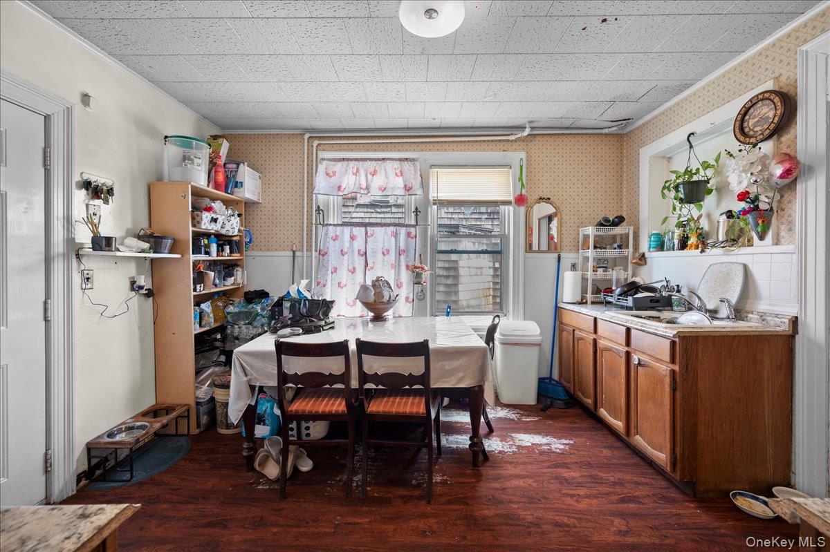 Photo 7 of this property
