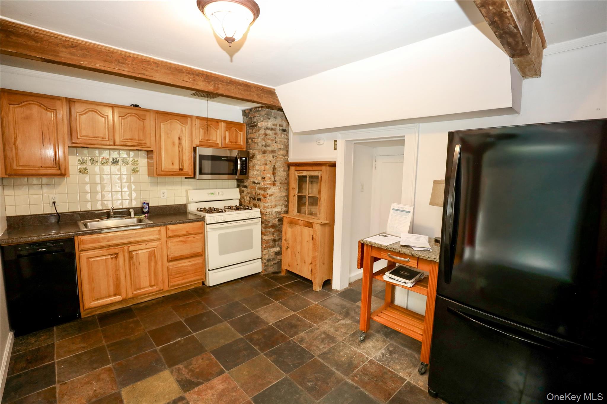 Photo 5 of this property
