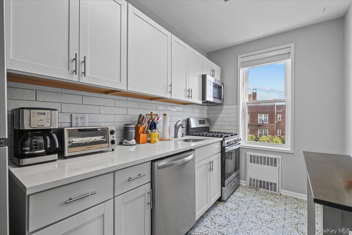 Photo 6 of this property