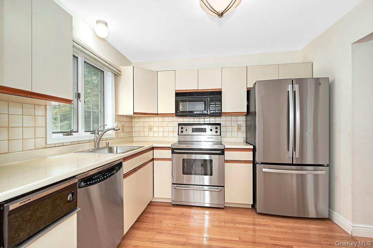 Photo 10 of this property