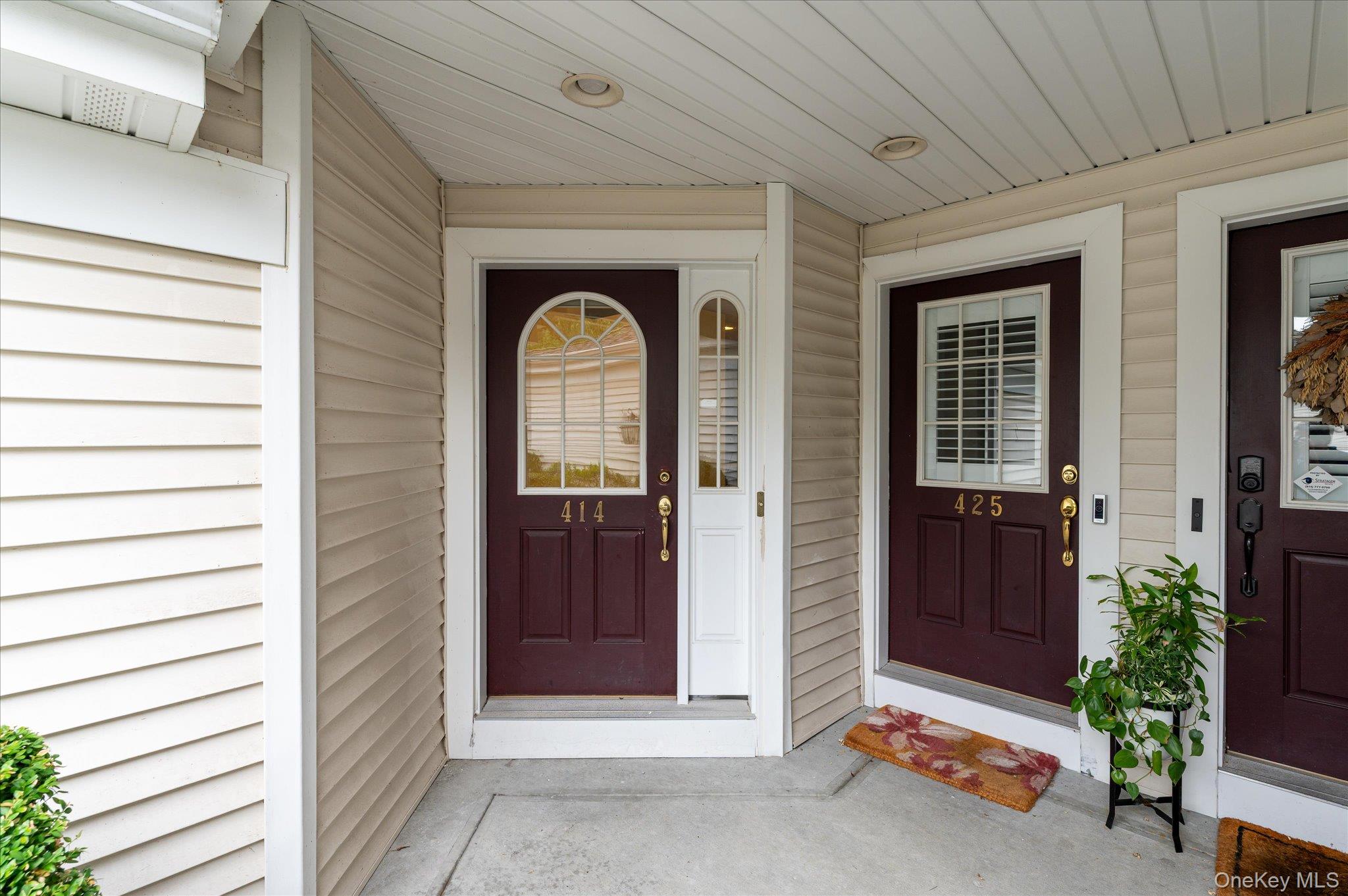 Photo 4 of this property