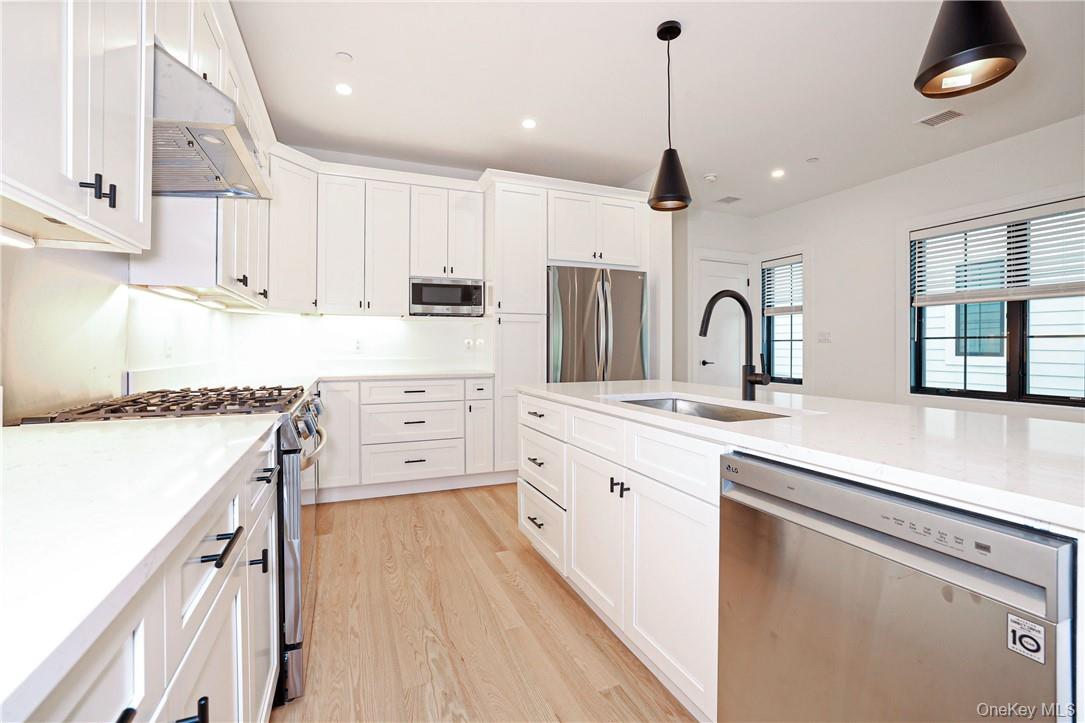 Photo 9 of this property