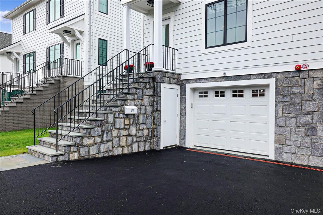 Photo 4 of this property