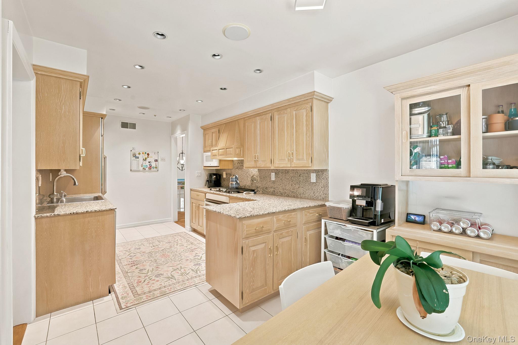 Photo 14 of this property