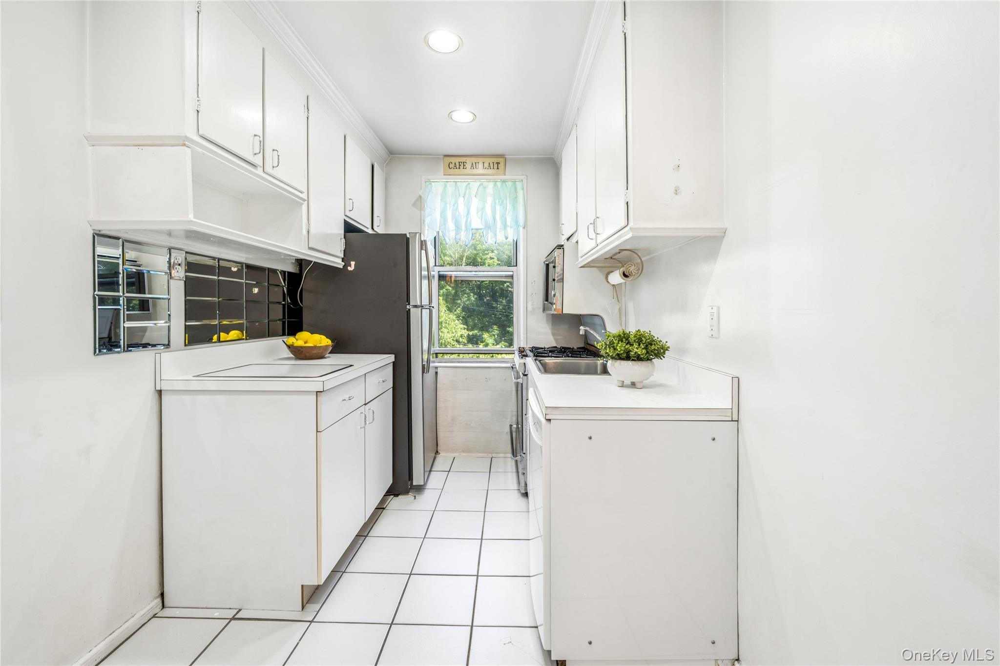 Photo 9 of this property