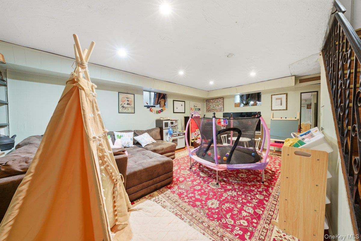 Photo 34 of this property