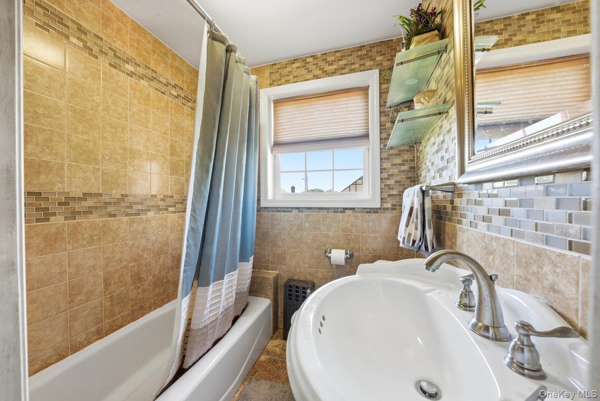 Photo 33 of this property