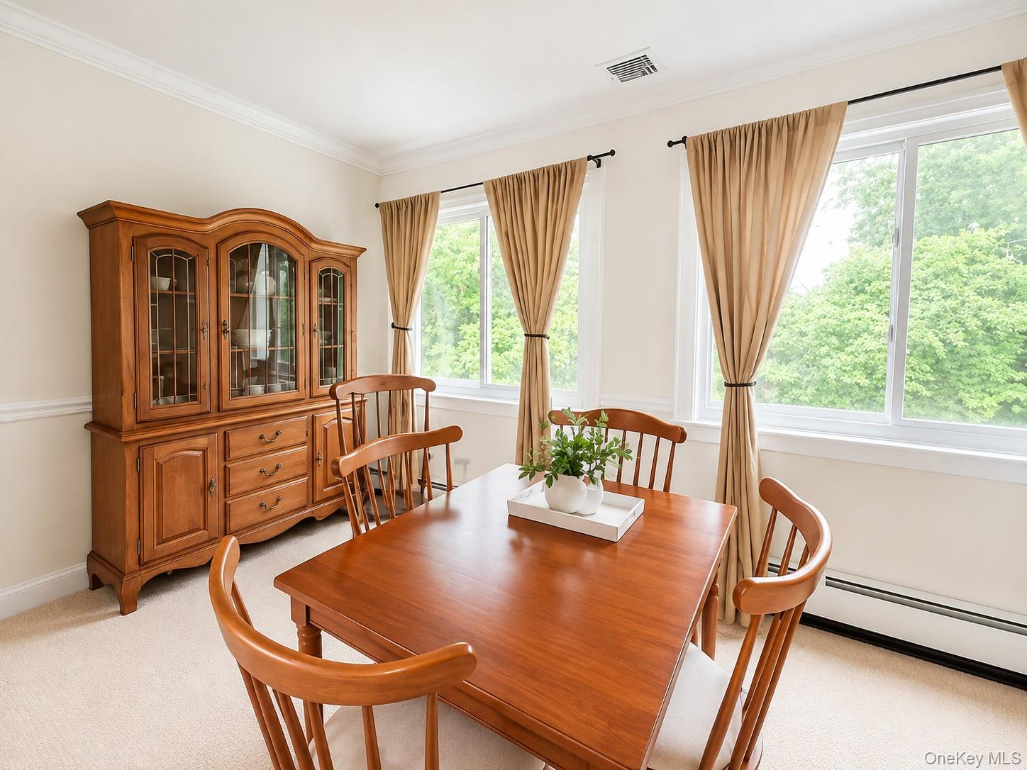 Photo 4 of this property