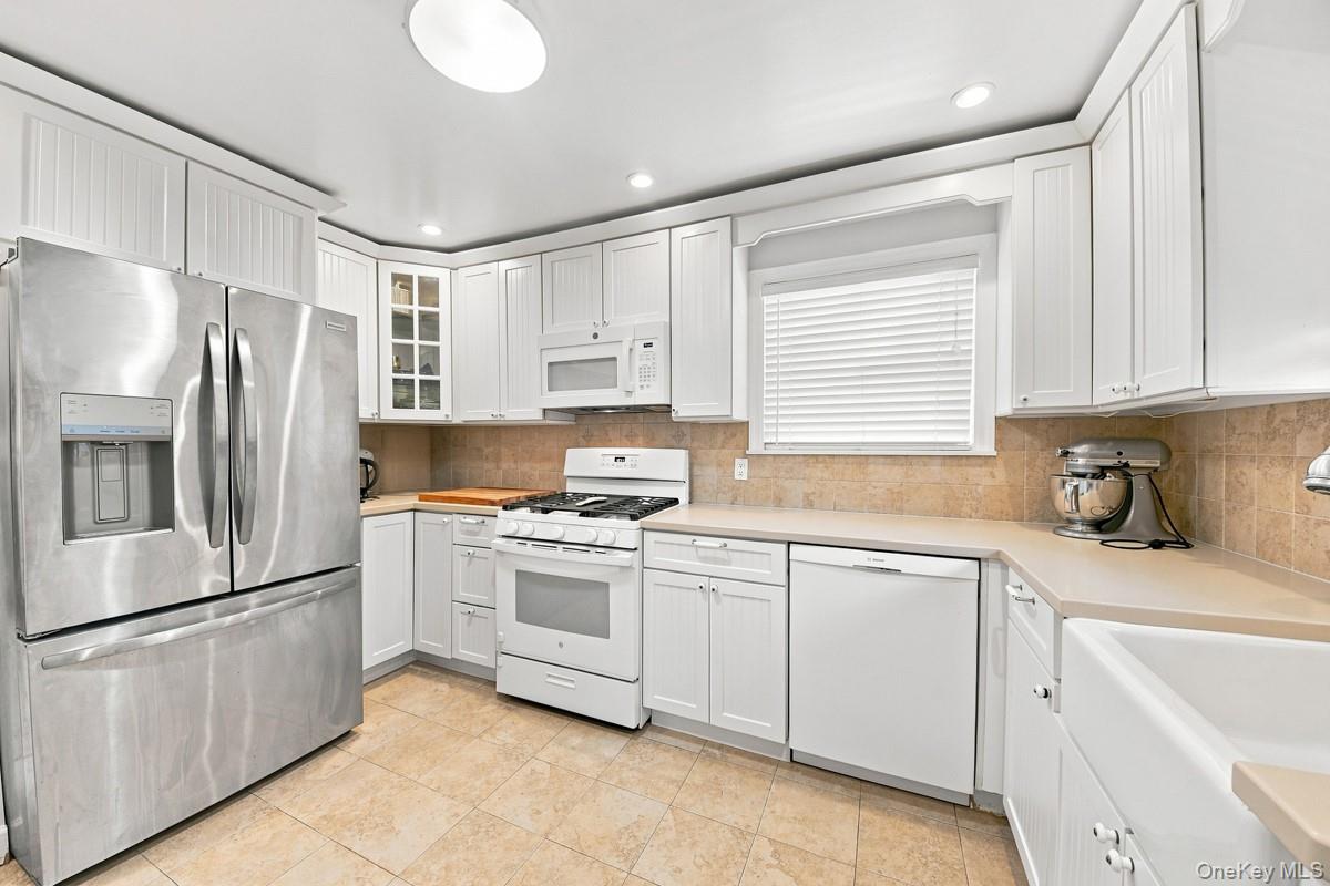 Photo 9 of this property