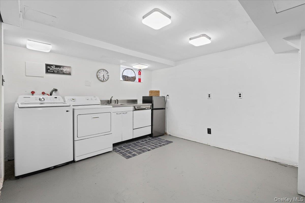 Photo 33 of this property