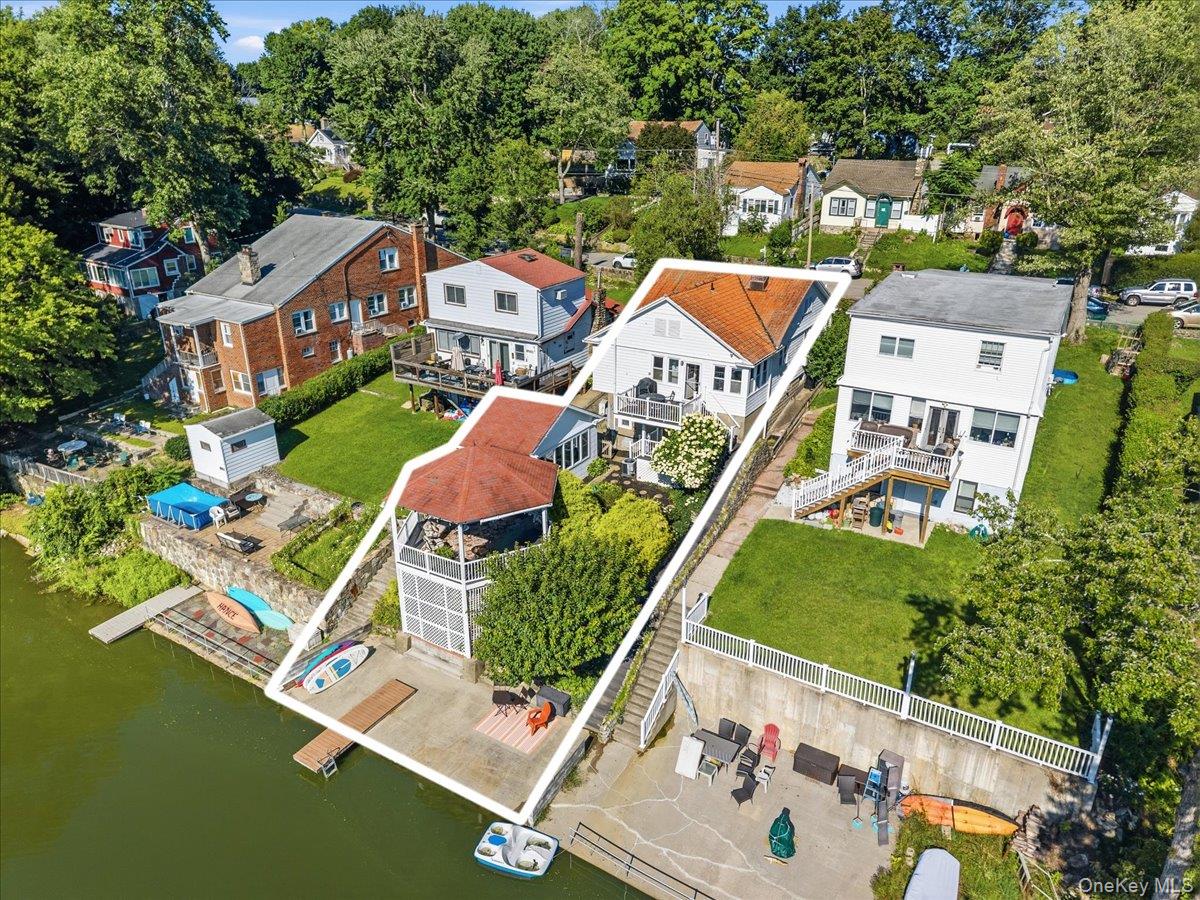 Photo 9 of this property